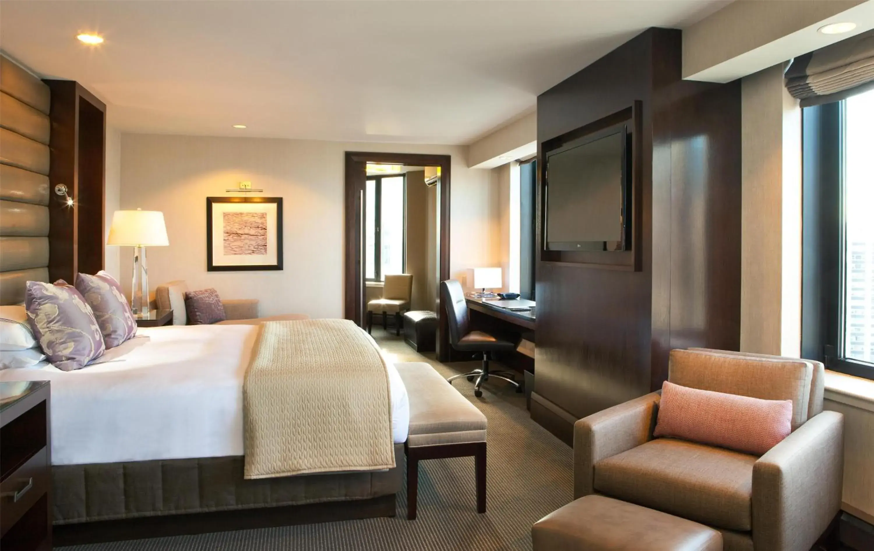 Photo of the whole room, Bed in Hyatt Regency Boston Photo of the whole room, Bed in Hyatt Regency Boston