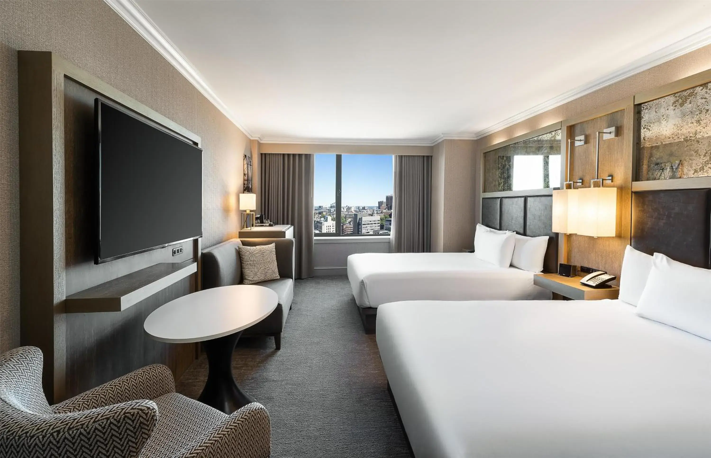 Bedroom, Bed in Hyatt Regency Boston Bedroom, Bed in Hyatt Regency Boston