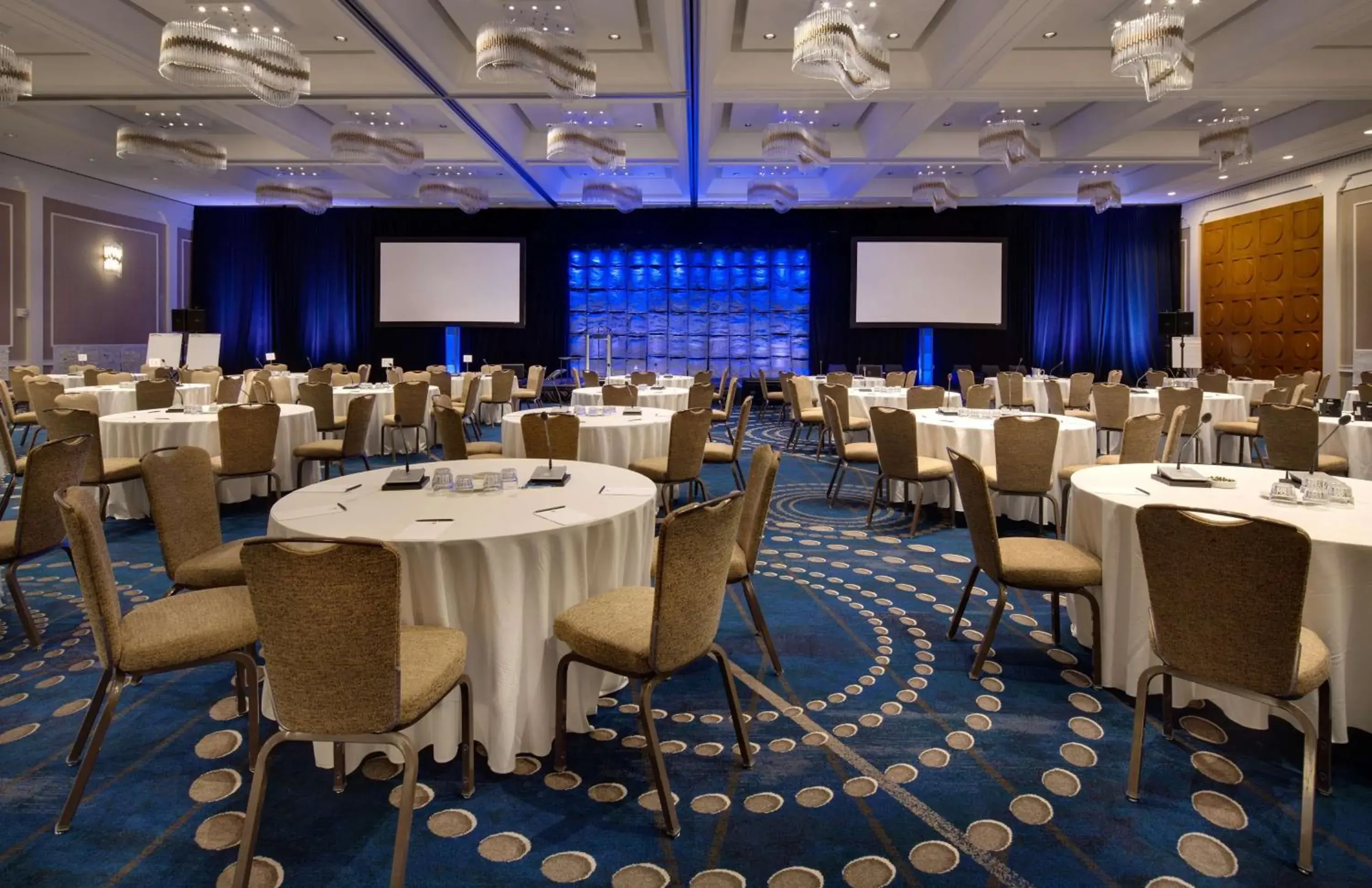 Lobby or reception in Hyatt Regency Boston/Cambridge Lobby or reception in Hyatt Regency Boston/Cambridge