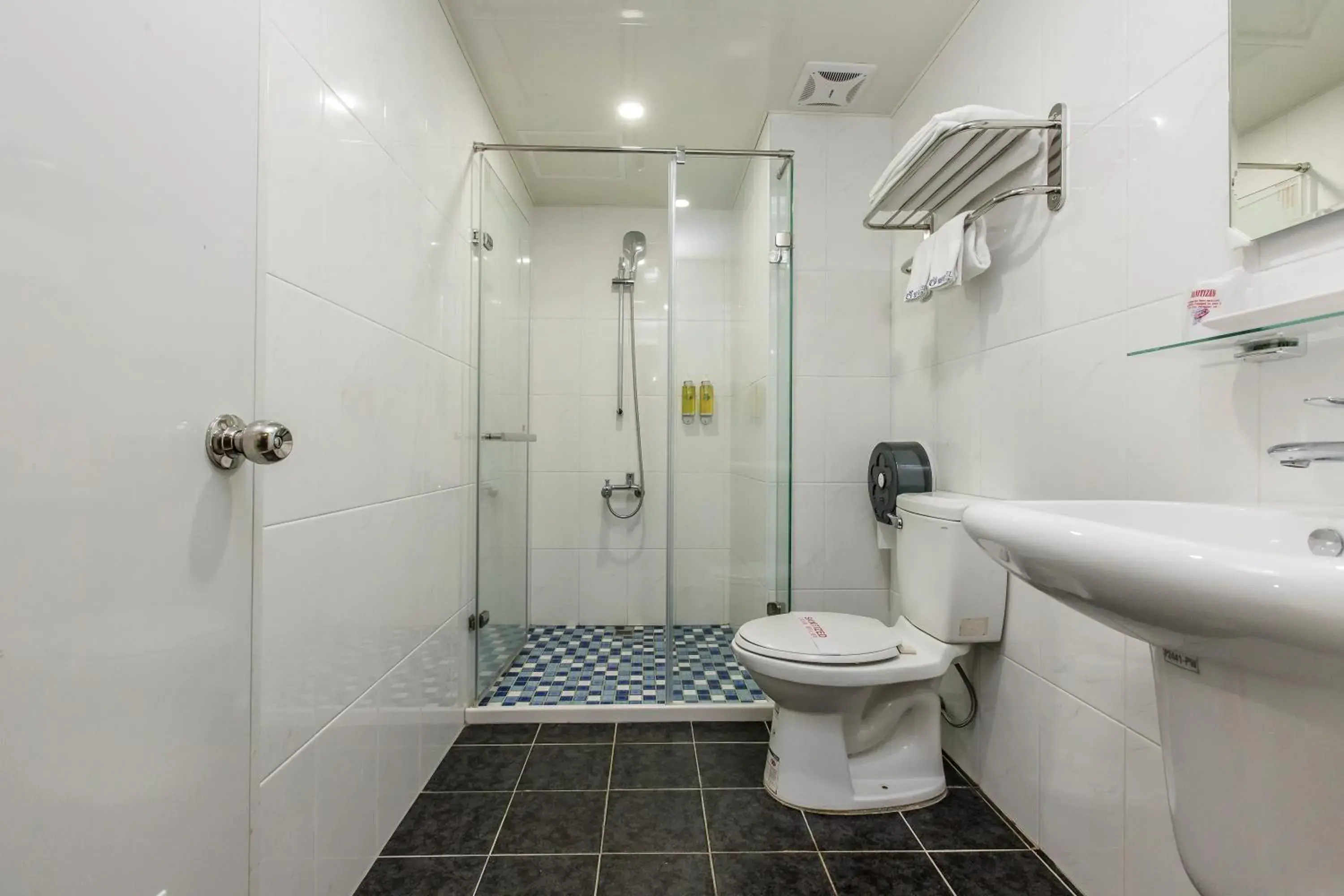 Bathroom in The Cloud Hotel Zhongli Branch Bathroom in The Cloud Hotel Zhongli Branch