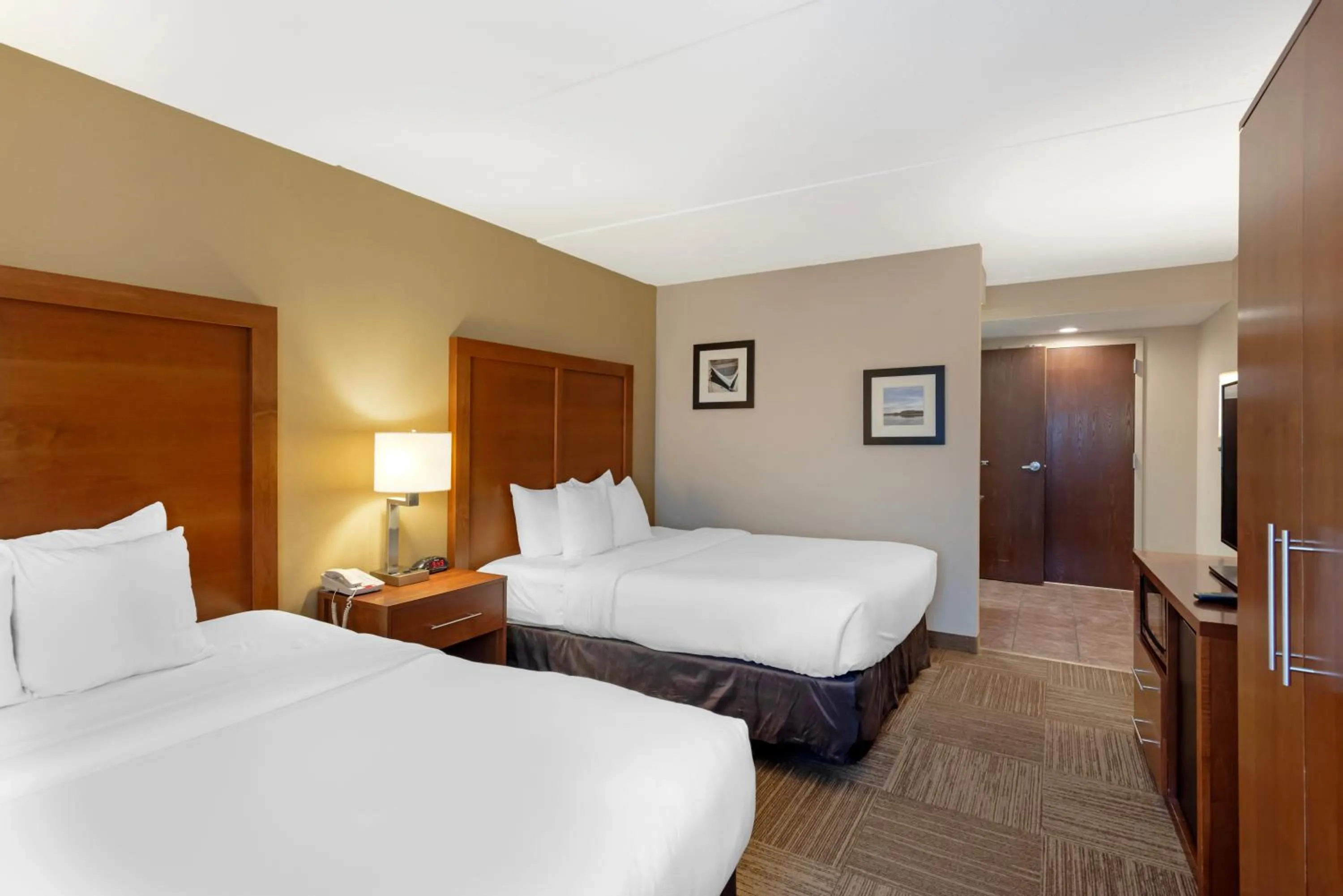 Bed in Comfort Inn Bangor North