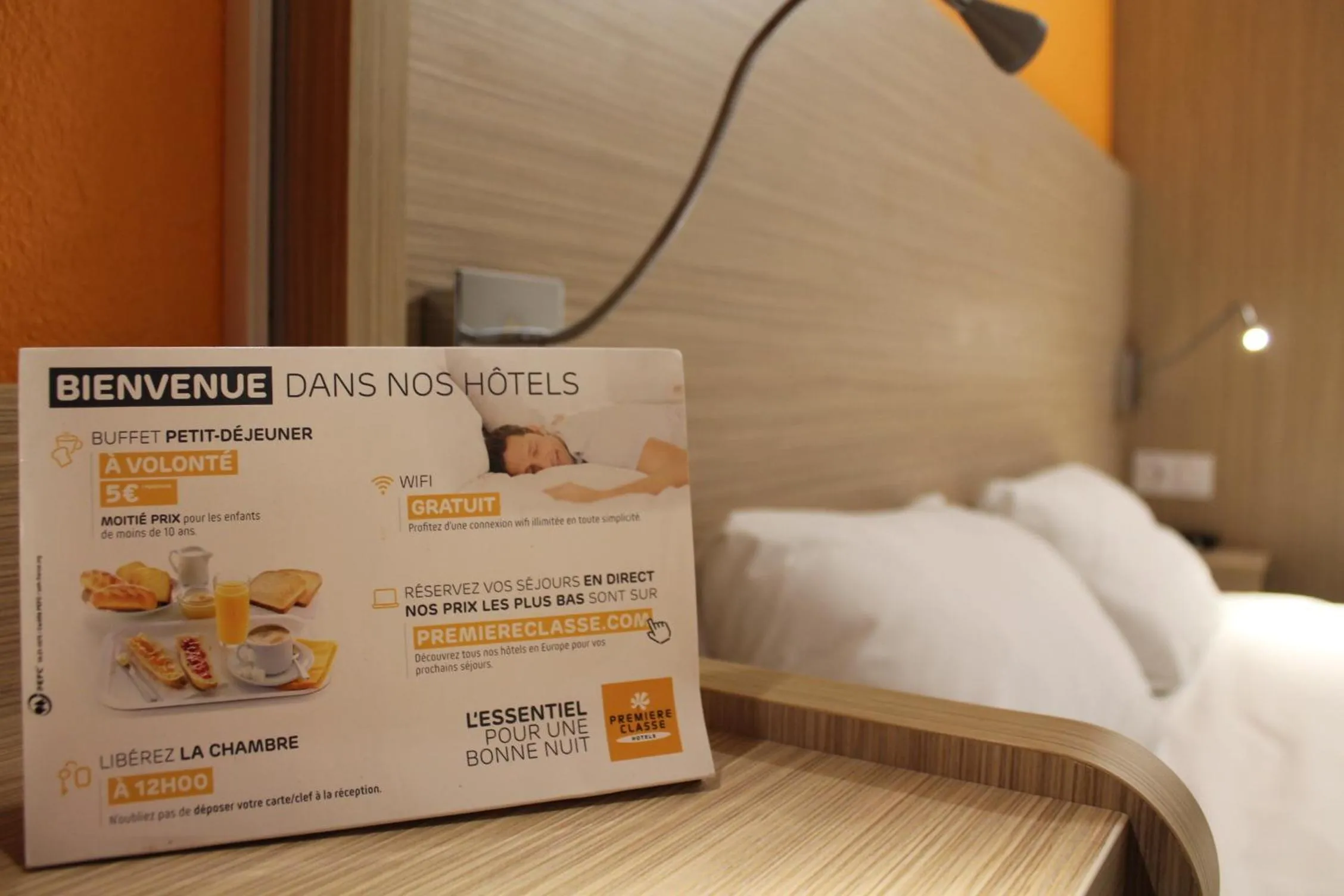 TV and multimedia, Bed in Première Classe La Roche Sur Yon - Vendéspace