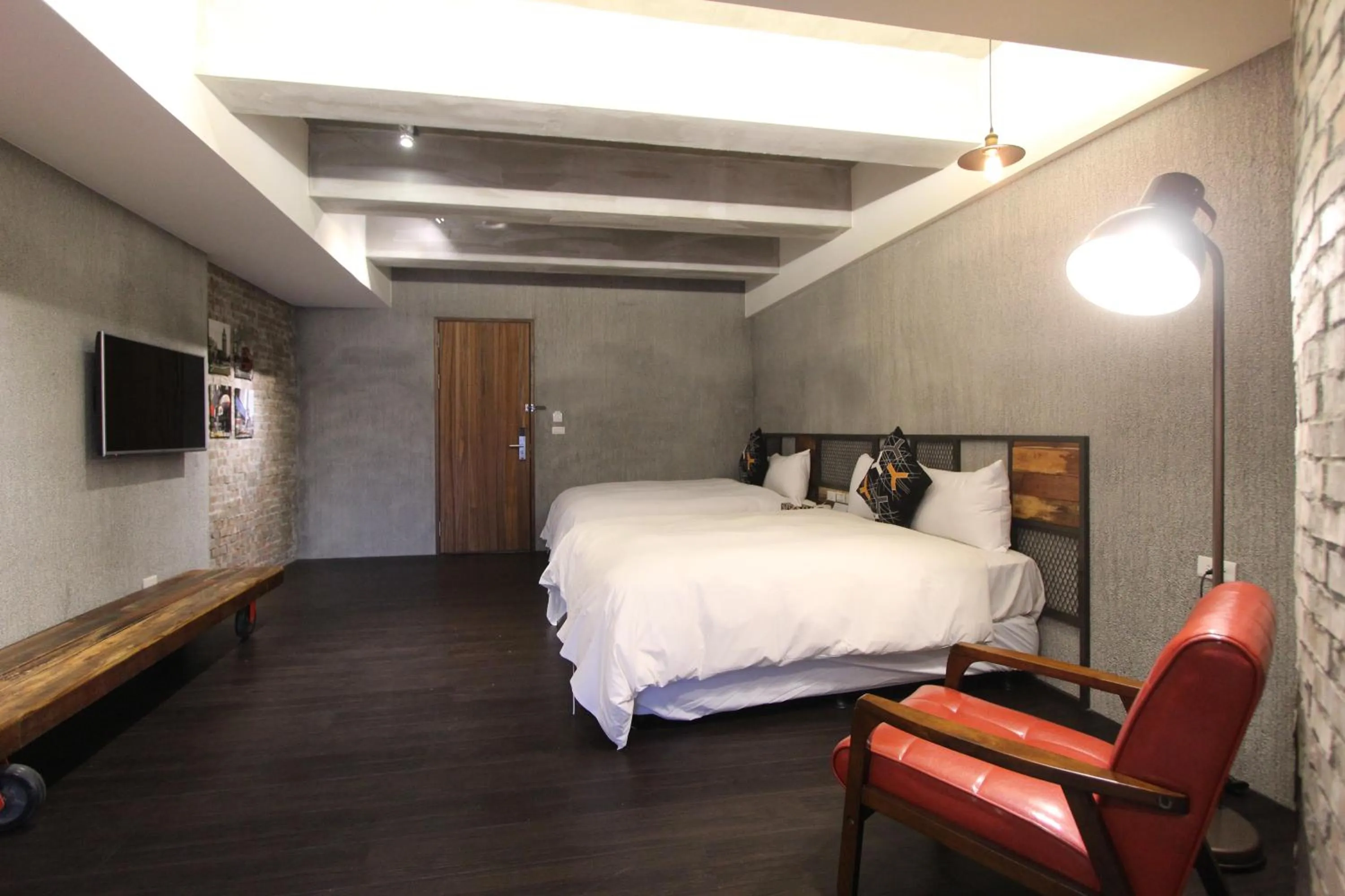 Bedroom, Bed in MZ 1090 B&B