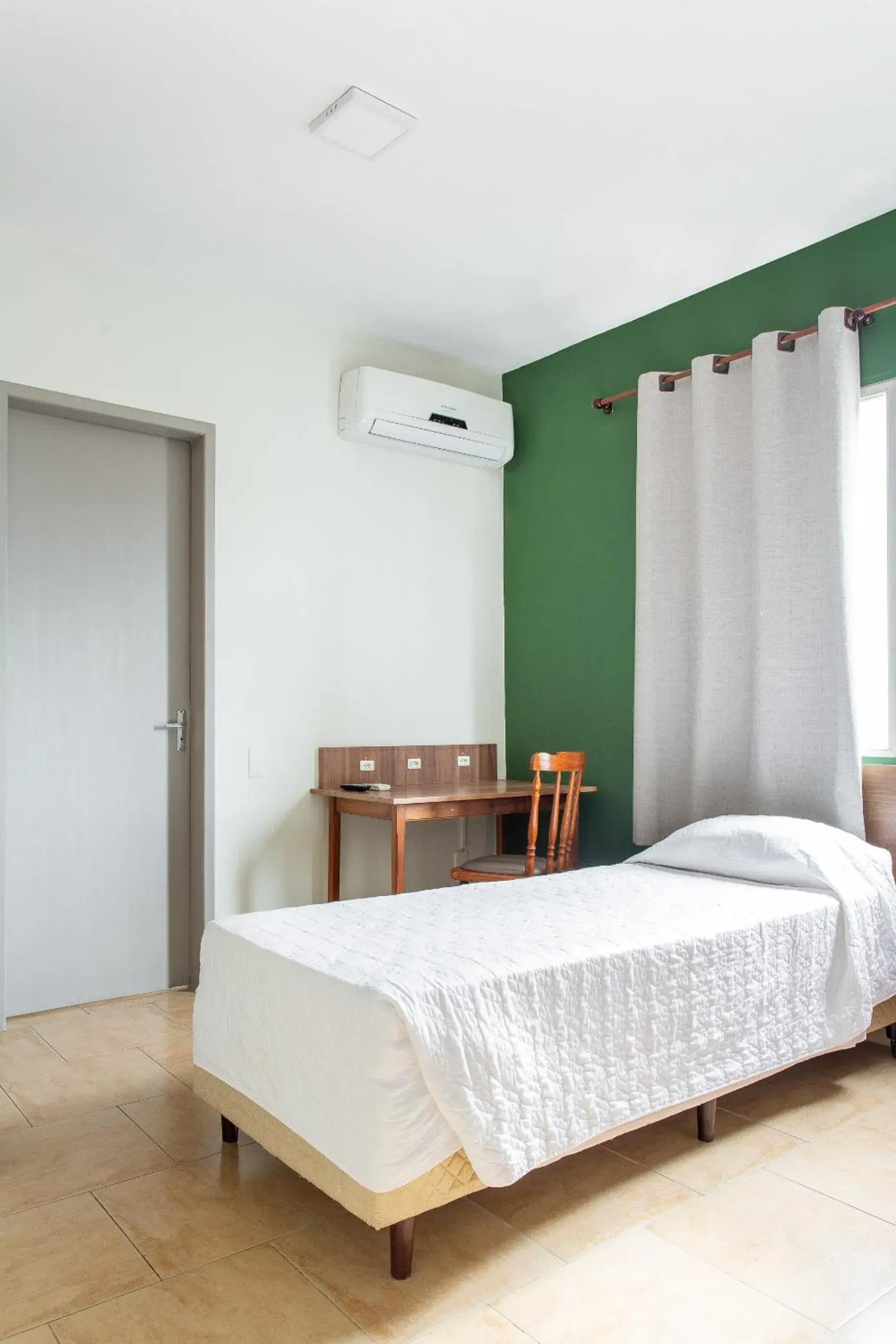 Standard Twin Room in Hotel Dom Rafael Express Standard Twin Room in Hotel Dom Rafael Express