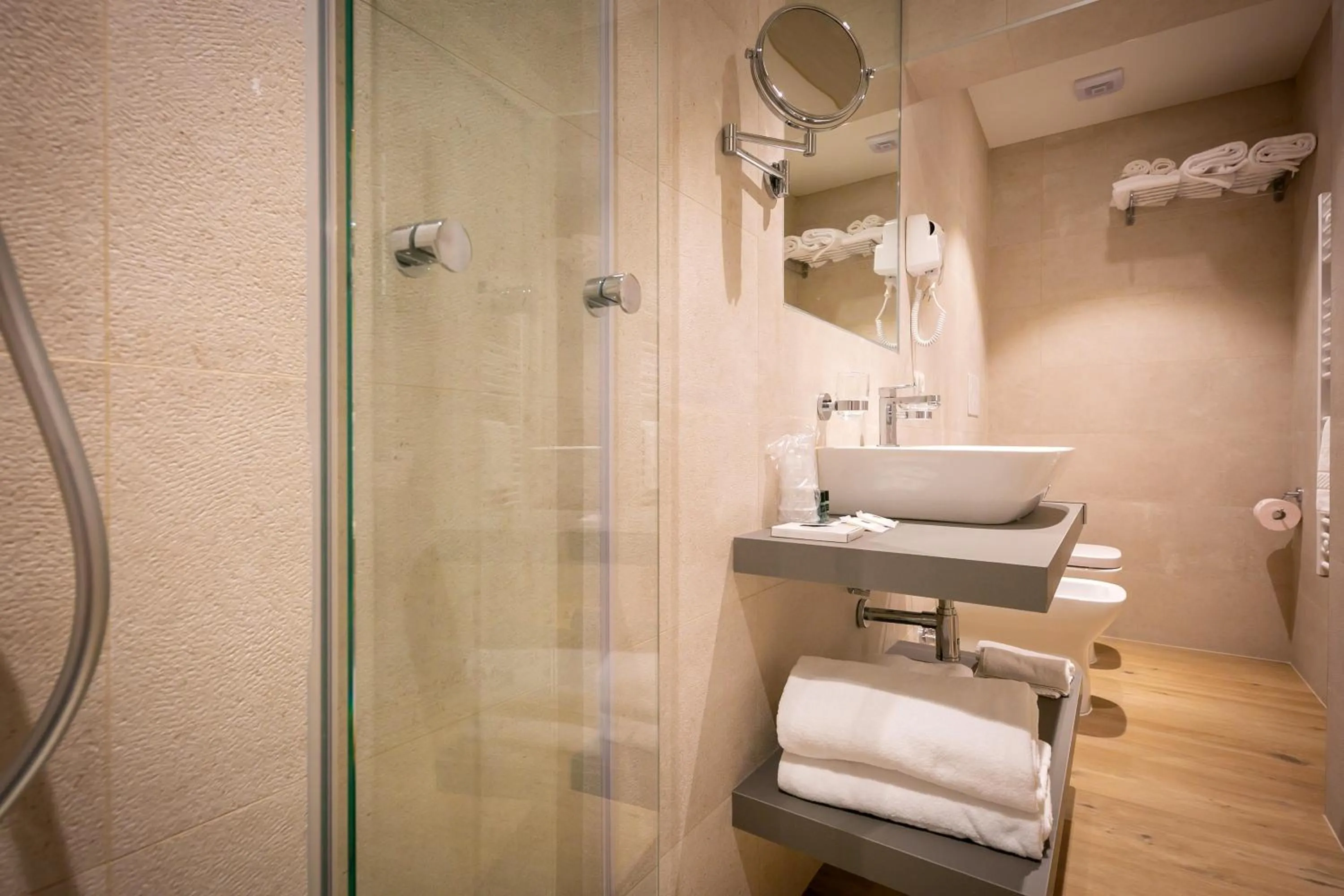 Bathroom in Hotel Le Lampare