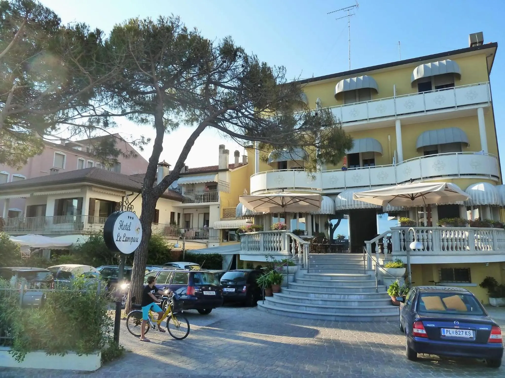 Property building in Hotel Le Lampare