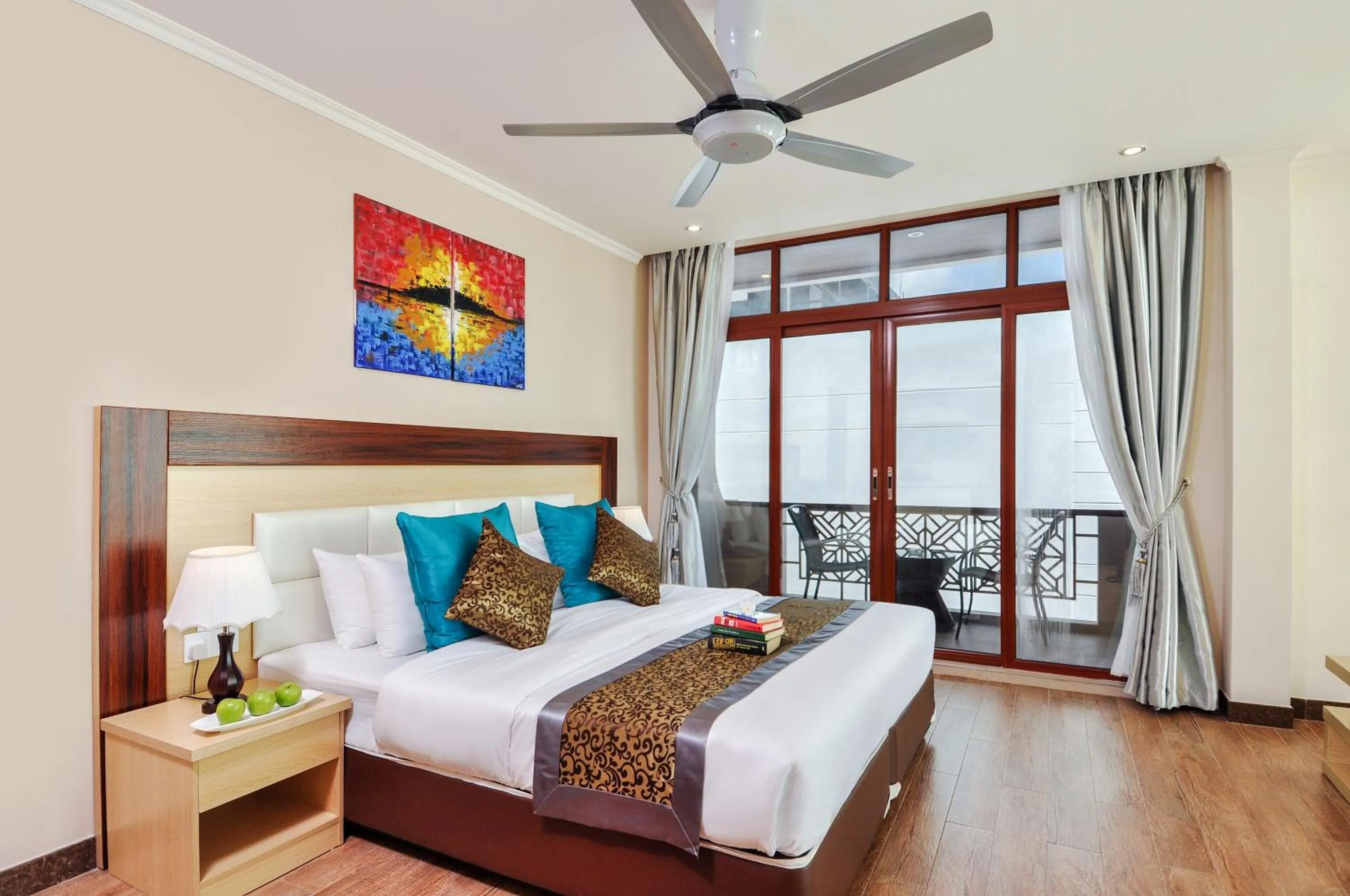 Bed in Triton Beach Hotel & Spa