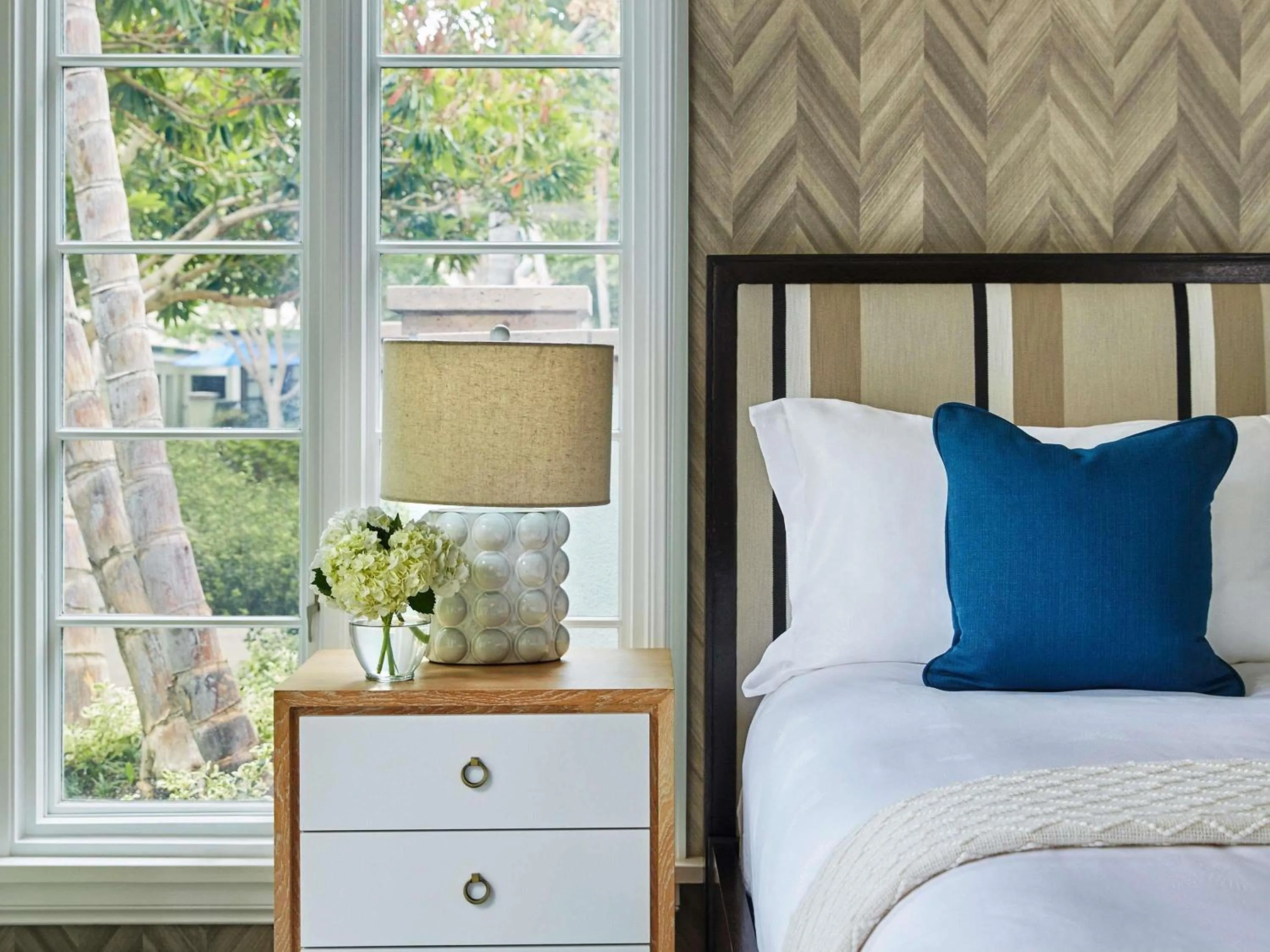 Bedroom, Bed in Fairmont Miramar Hotel & Bungalows