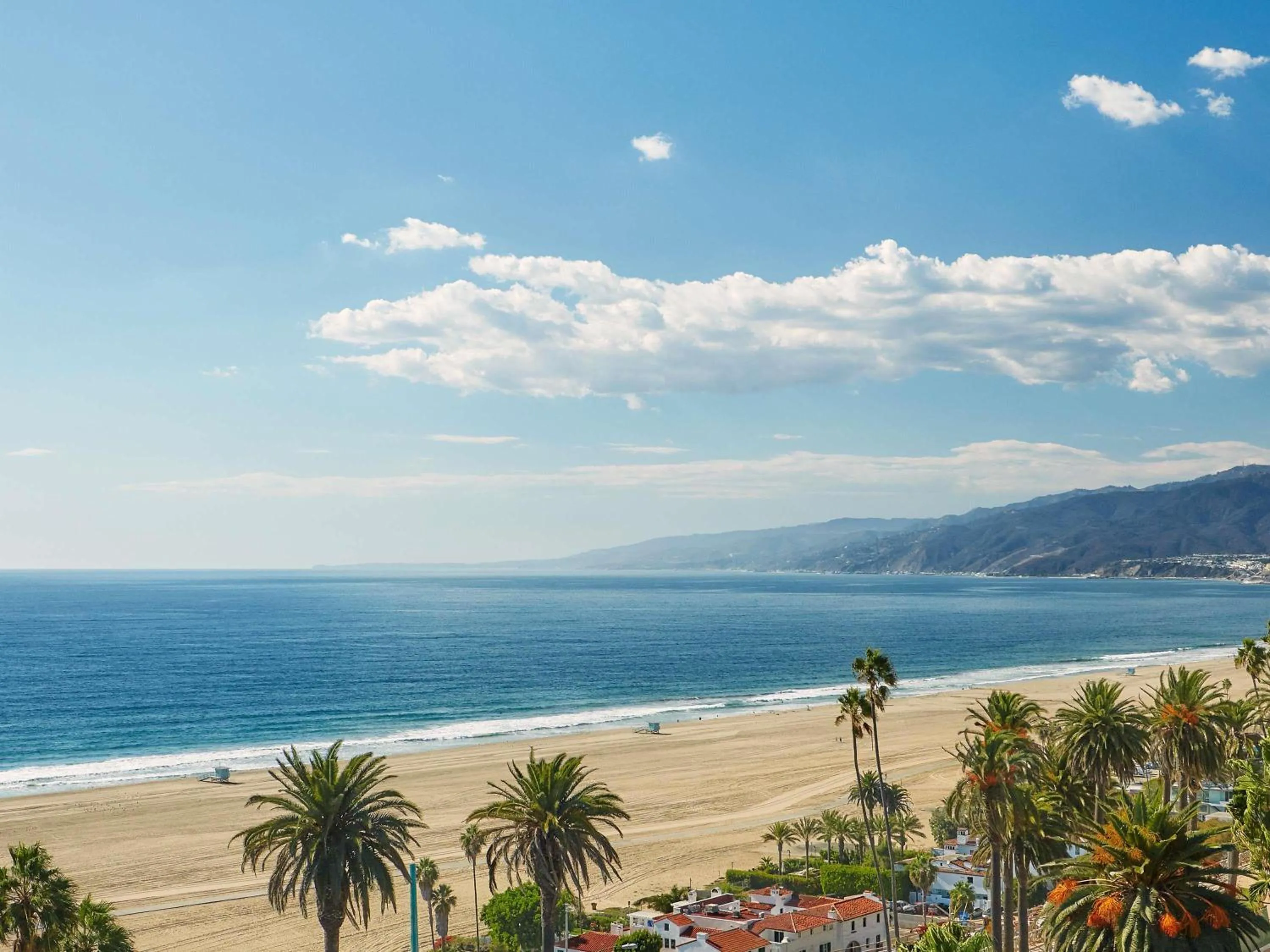 Bedroom in Fairmont Miramar Hotel & Bungalows