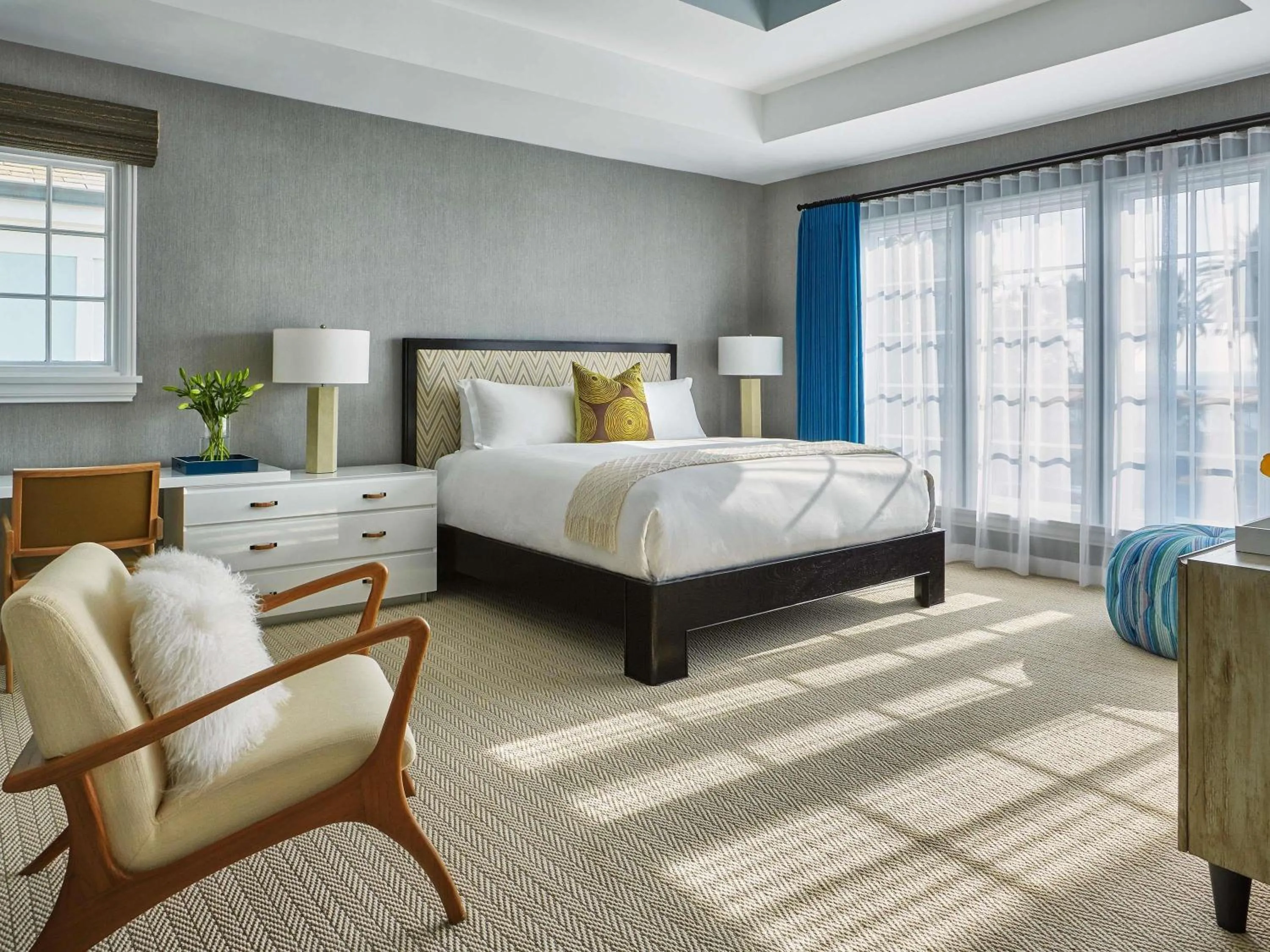 Bedroom, Bed in Fairmont Miramar Hotel & Bungalows