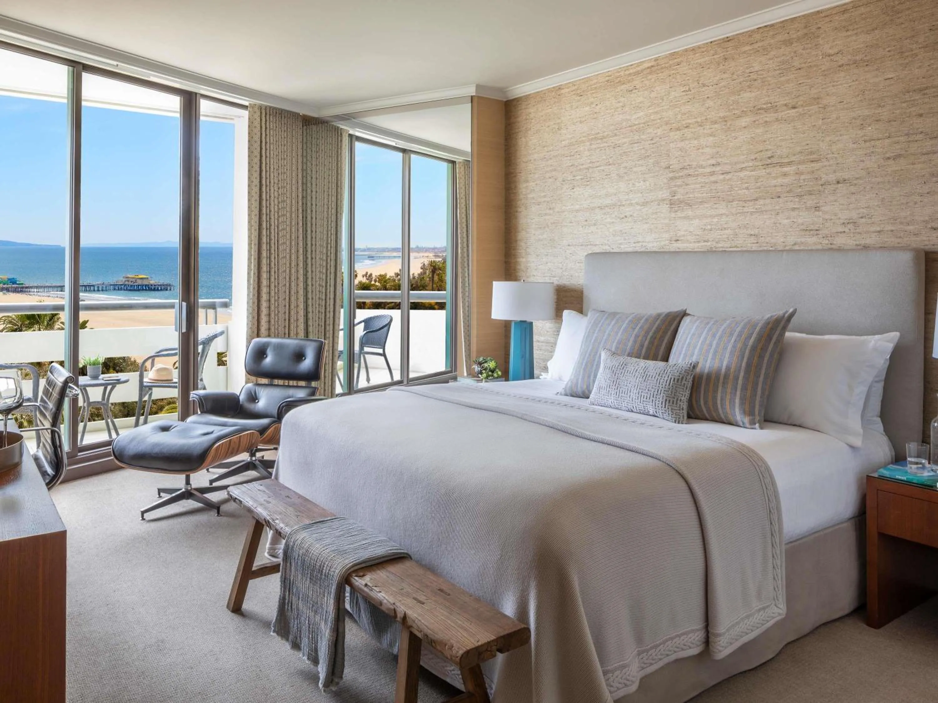 Bedroom, Bed in Fairmont Miramar Hotel & Bungalows