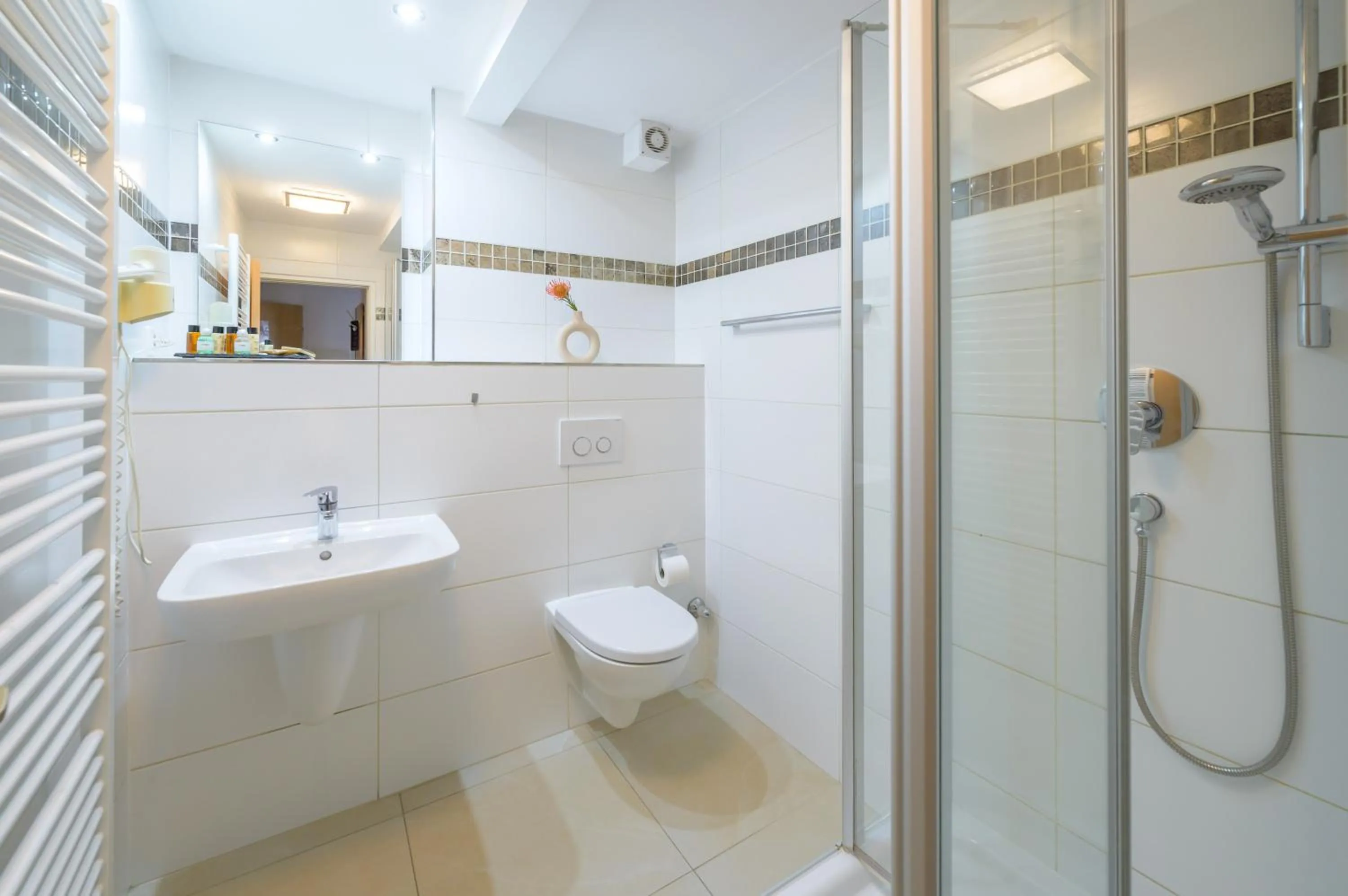 Bathroom in Hotel Pension Margit