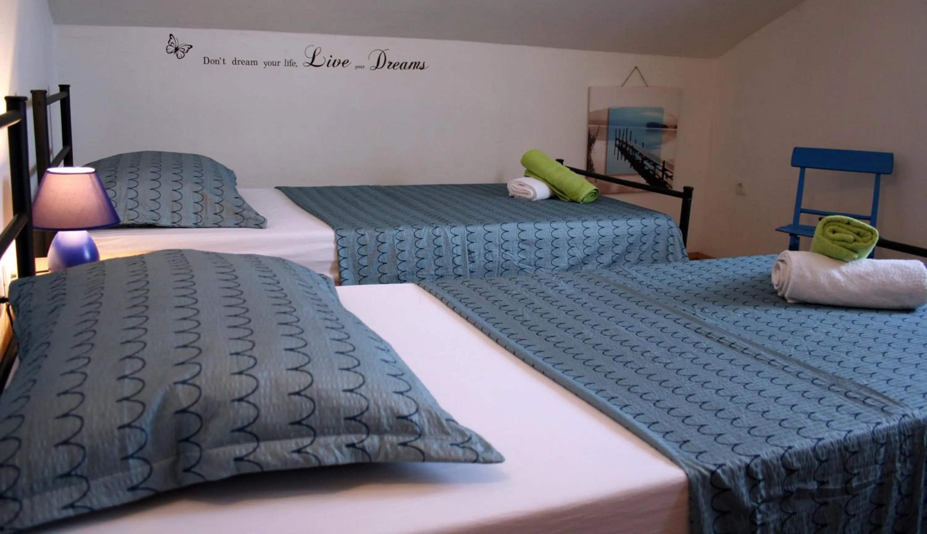 Bedroom, Bed in Luna Maris Apartments