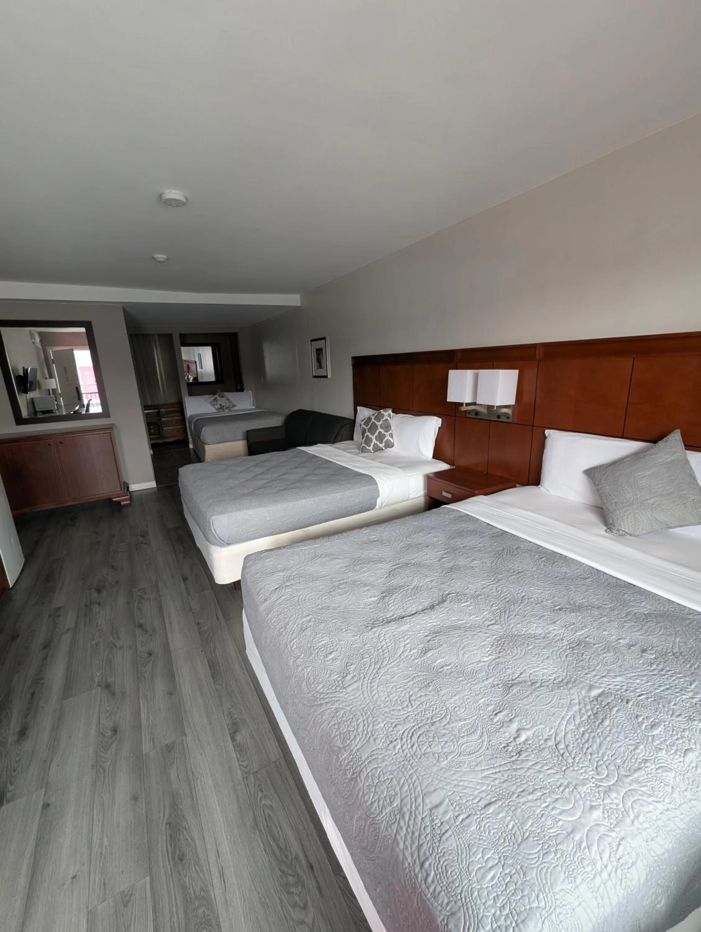 Bed in 7 Nights Stay