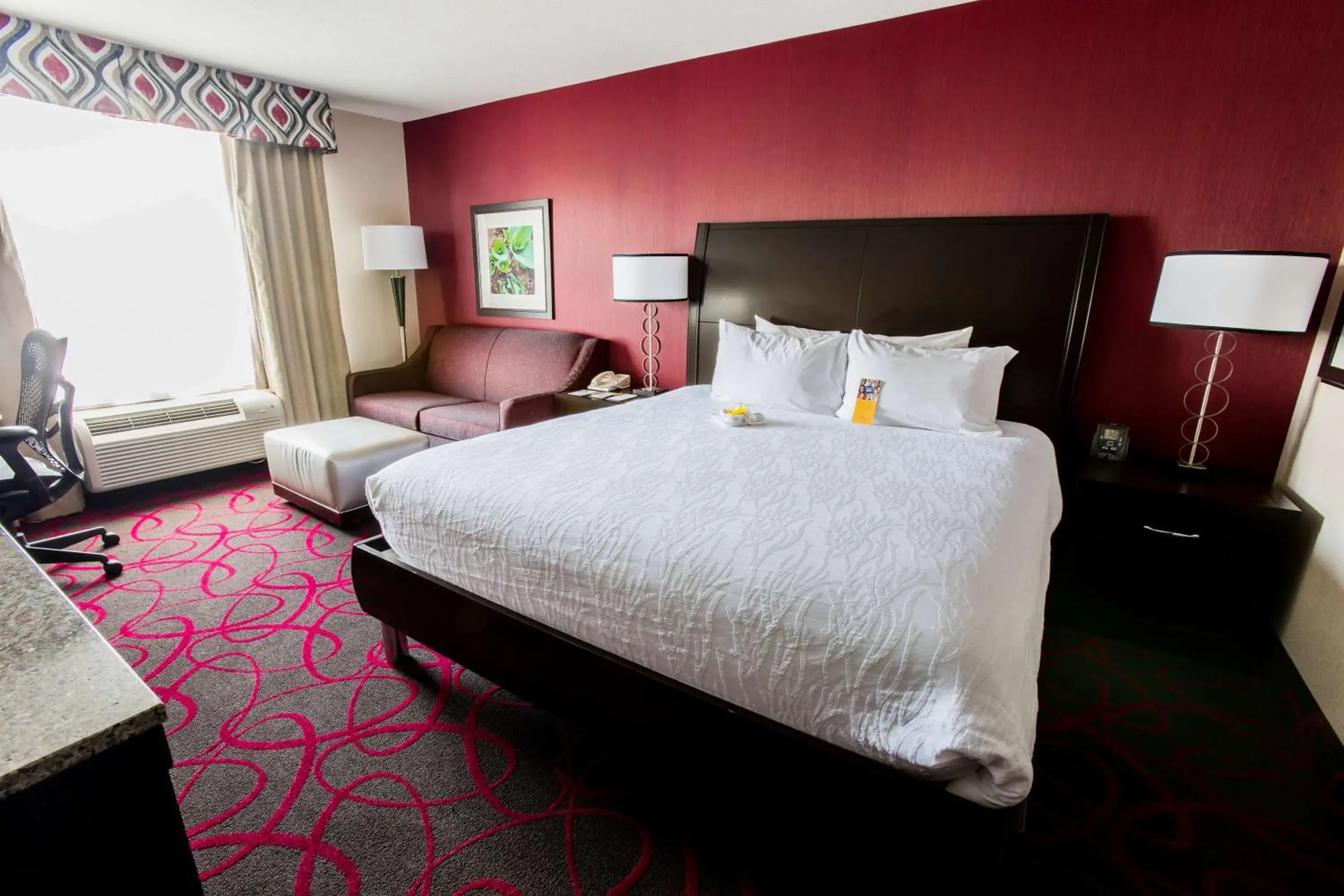 Bed in Hilton Garden Inn Columbus/Dublin Bed in Hilton Garden Inn Columbus/Dublin