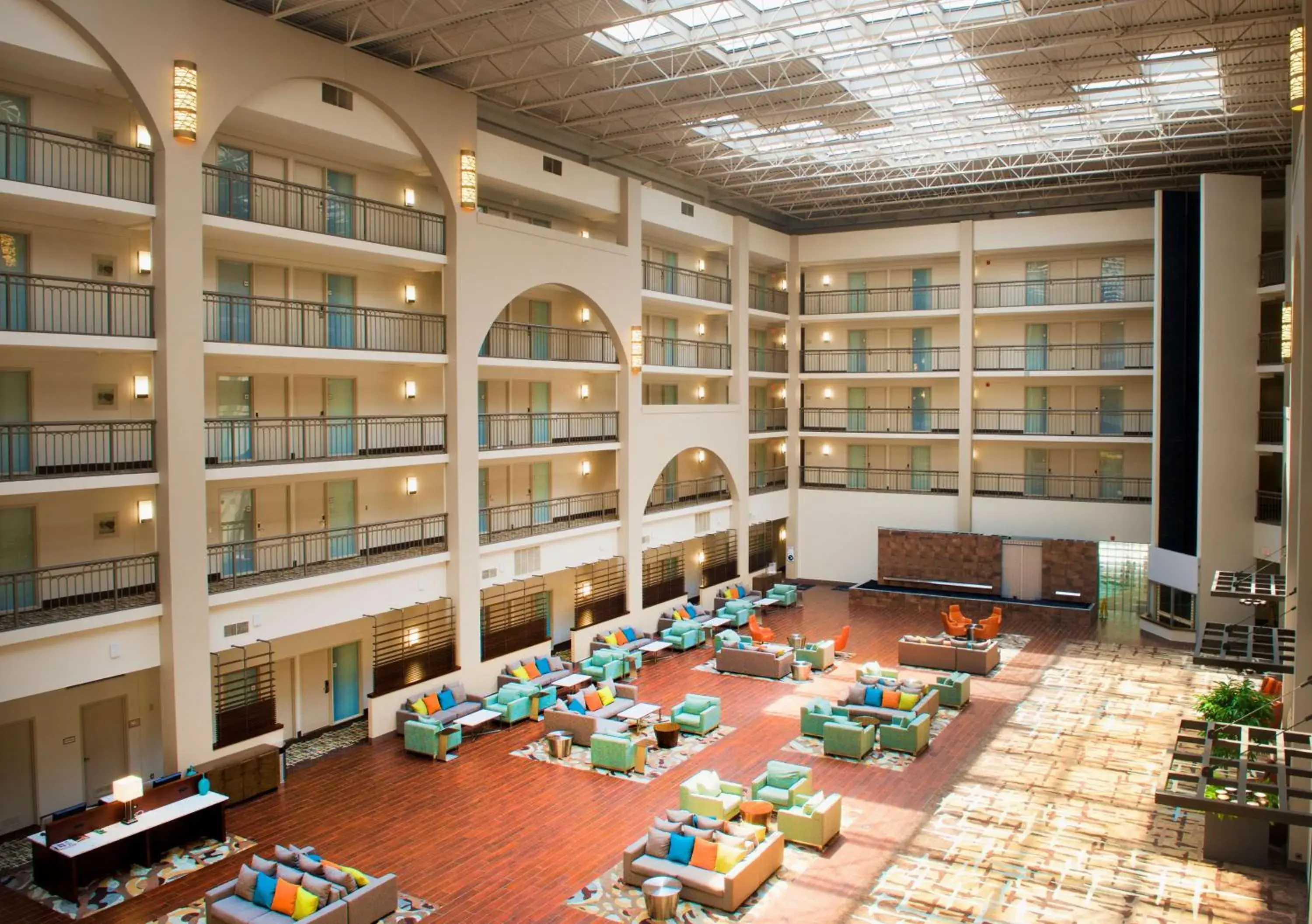 Lobby or reception in Embassy Suites by Hilton Cincinnati Northeast - Blue Ash Lobby or reception in Embassy Suites by Hilton Cincinnati Northeast - Blue Ash