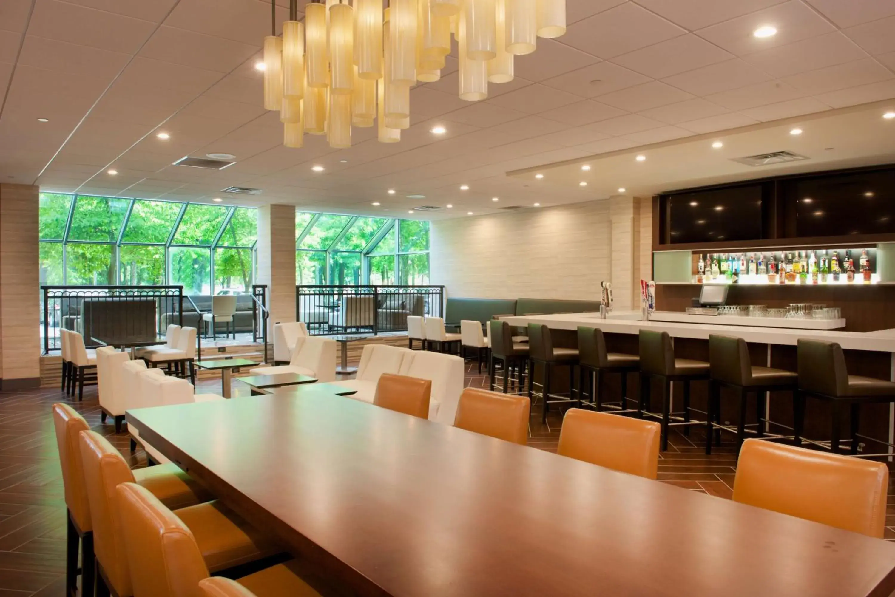 Restaurant/places to eat in Embassy Suites by Hilton Cincinnati Northeast - Blue Ash Restaurant/places to eat in Embassy Suites by Hilton Cincinnati Northeast - Blue Ash