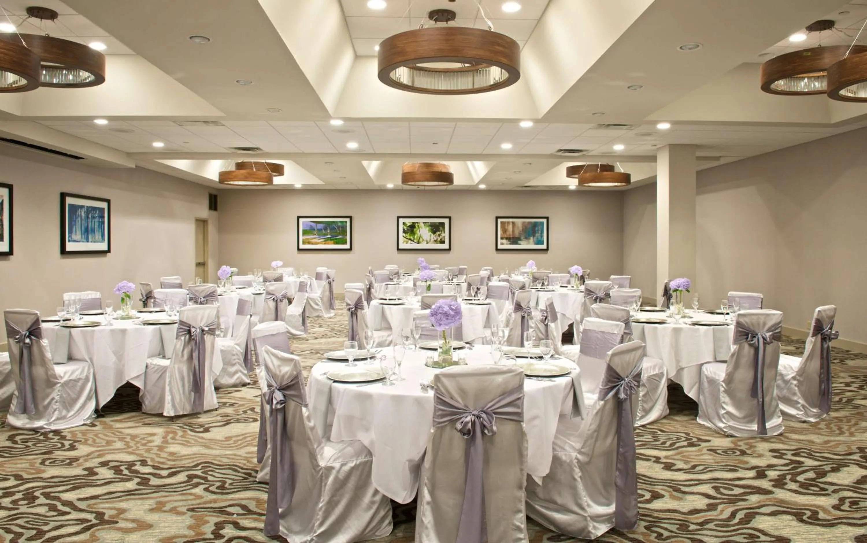 Meeting/conference room in Embassy Suites by Hilton Cincinnati Northeast - Blue Ash