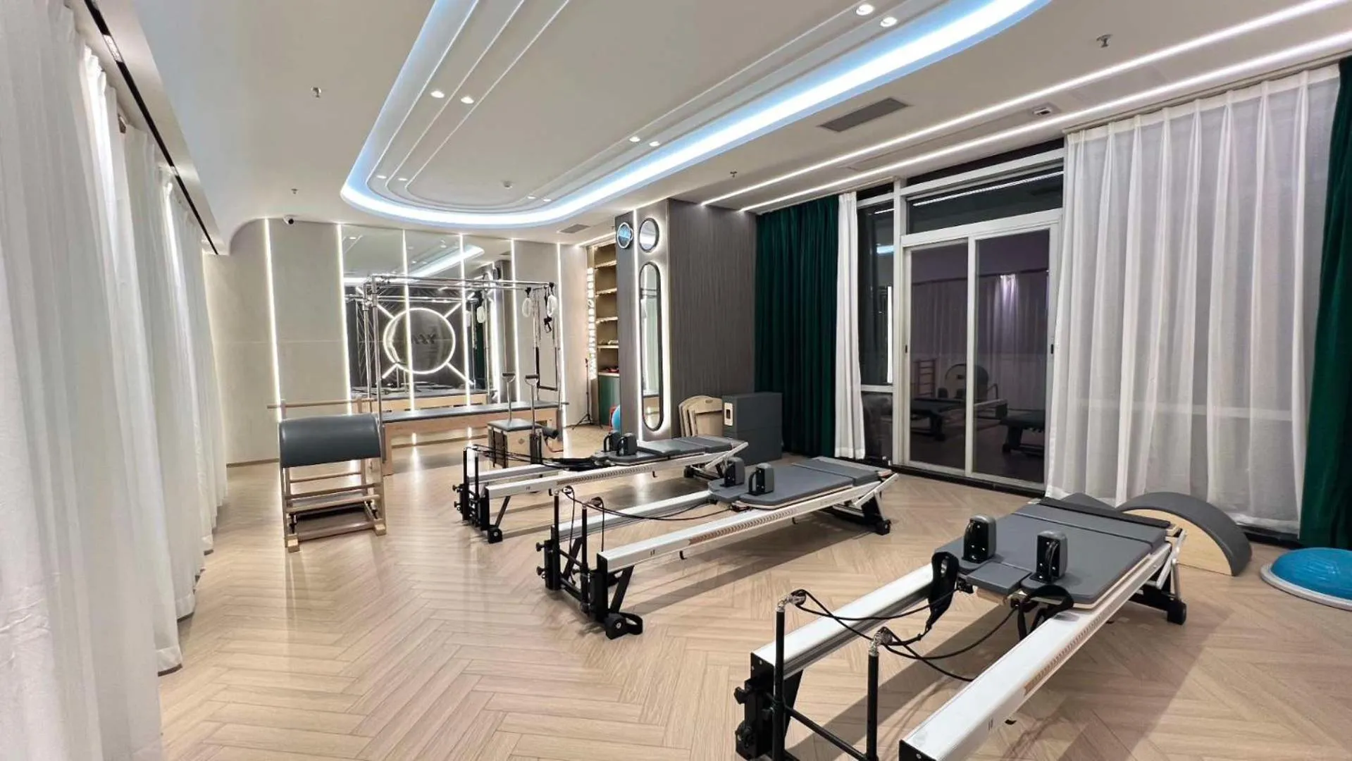 Fitness centre/facilities in Leeden Hotel Guangzhou