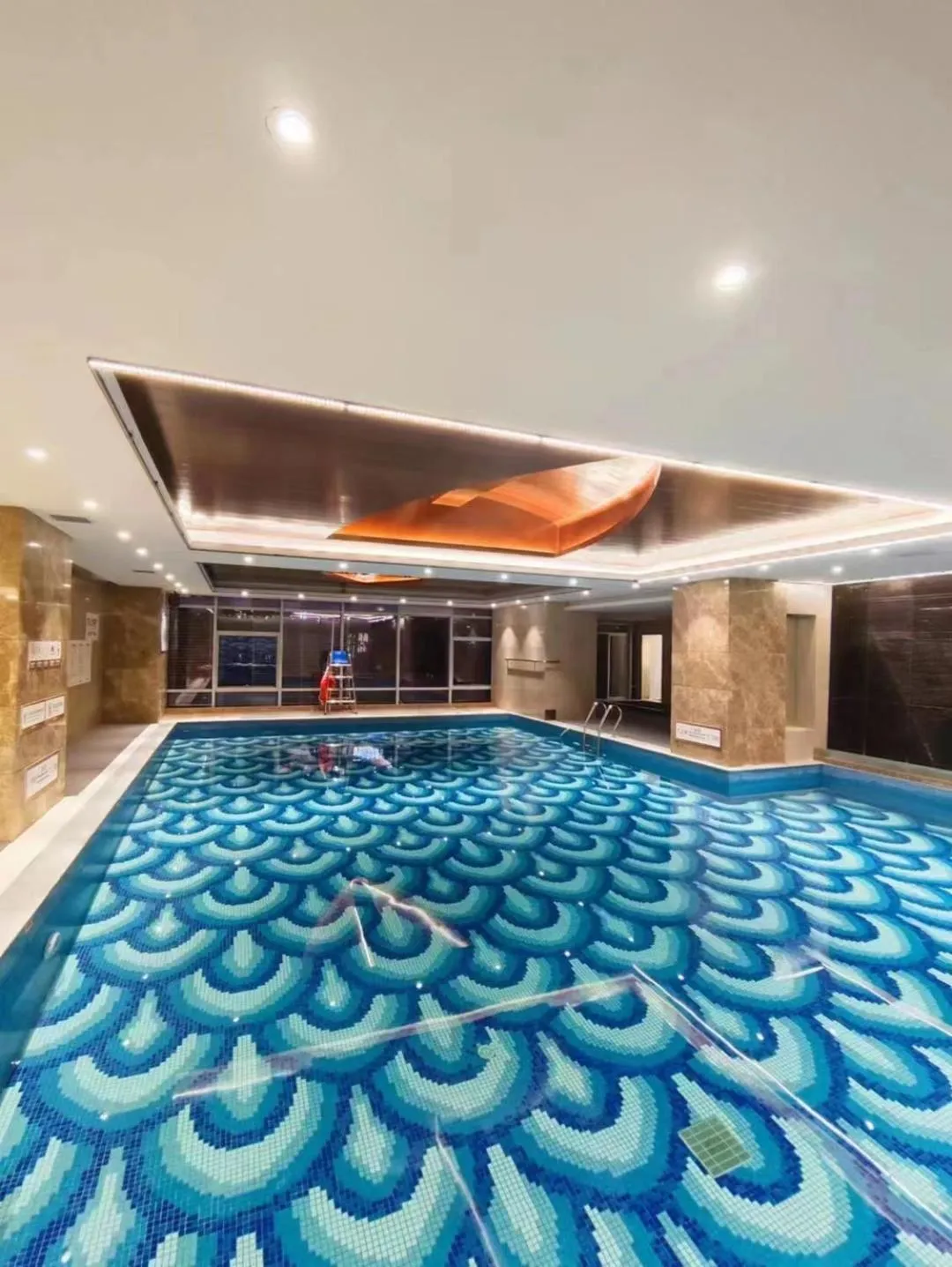 Swimming pool in Leeden Hotel Guangzhou
