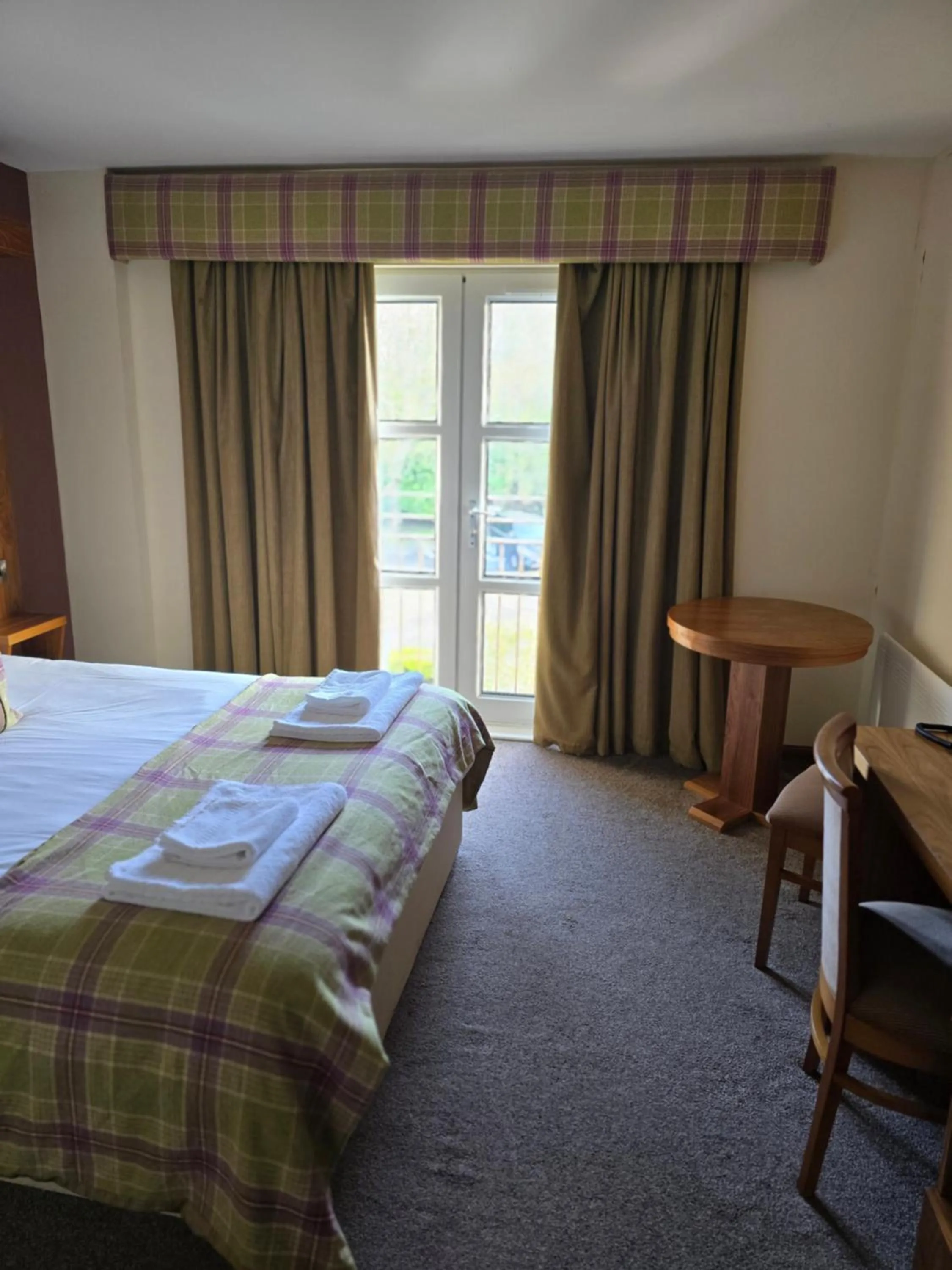 Bed in The Gilvenbank Hotel