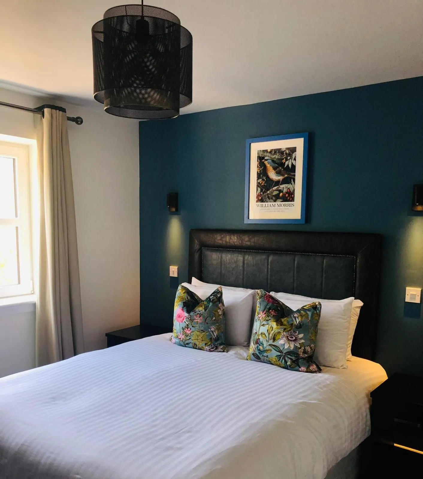 Bed in The Gilvenbank Hotel