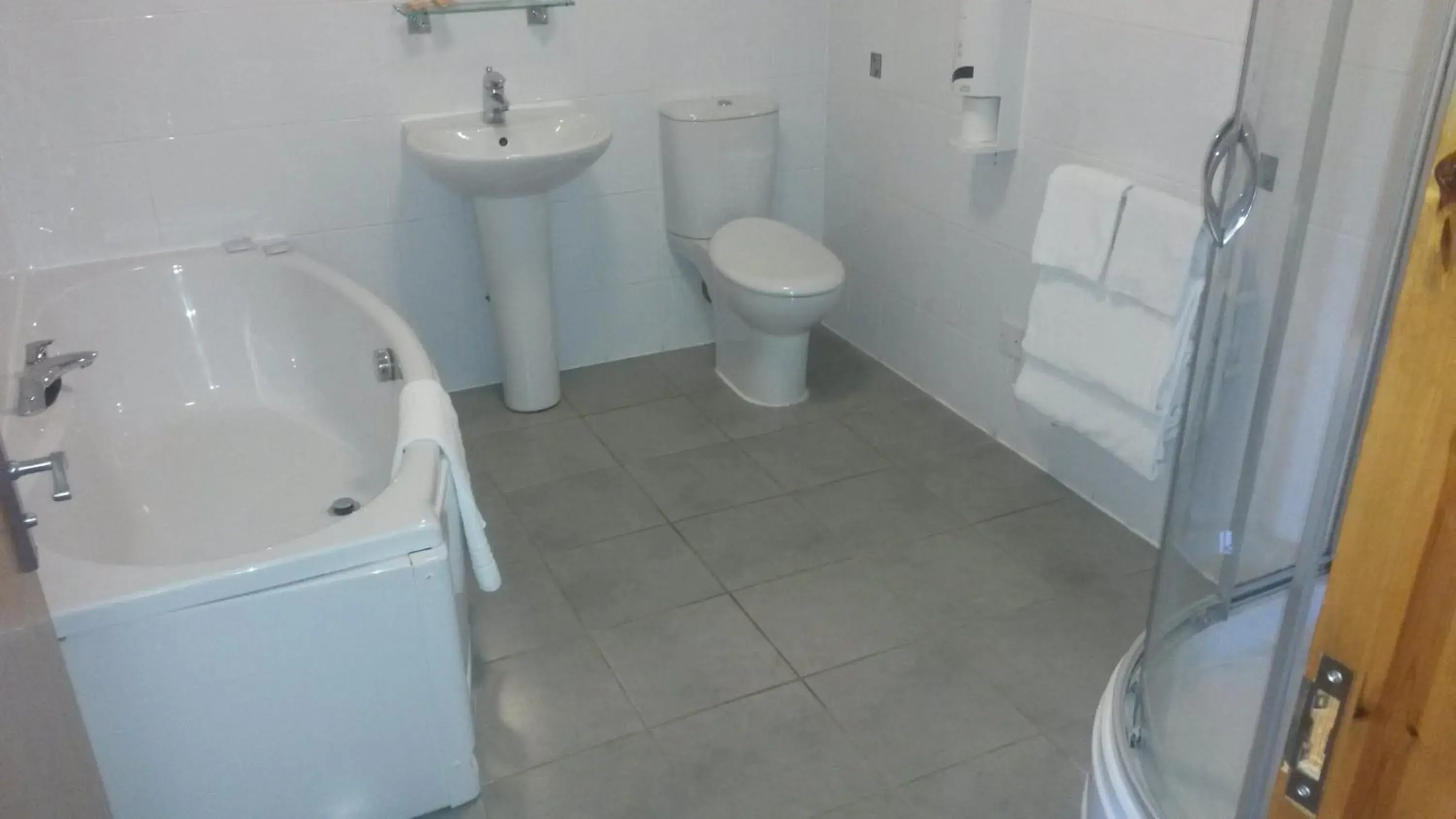 Deluxe Double Room in The Gilvenbank Hotel Deluxe Double Room in The Gilvenbank Hotel