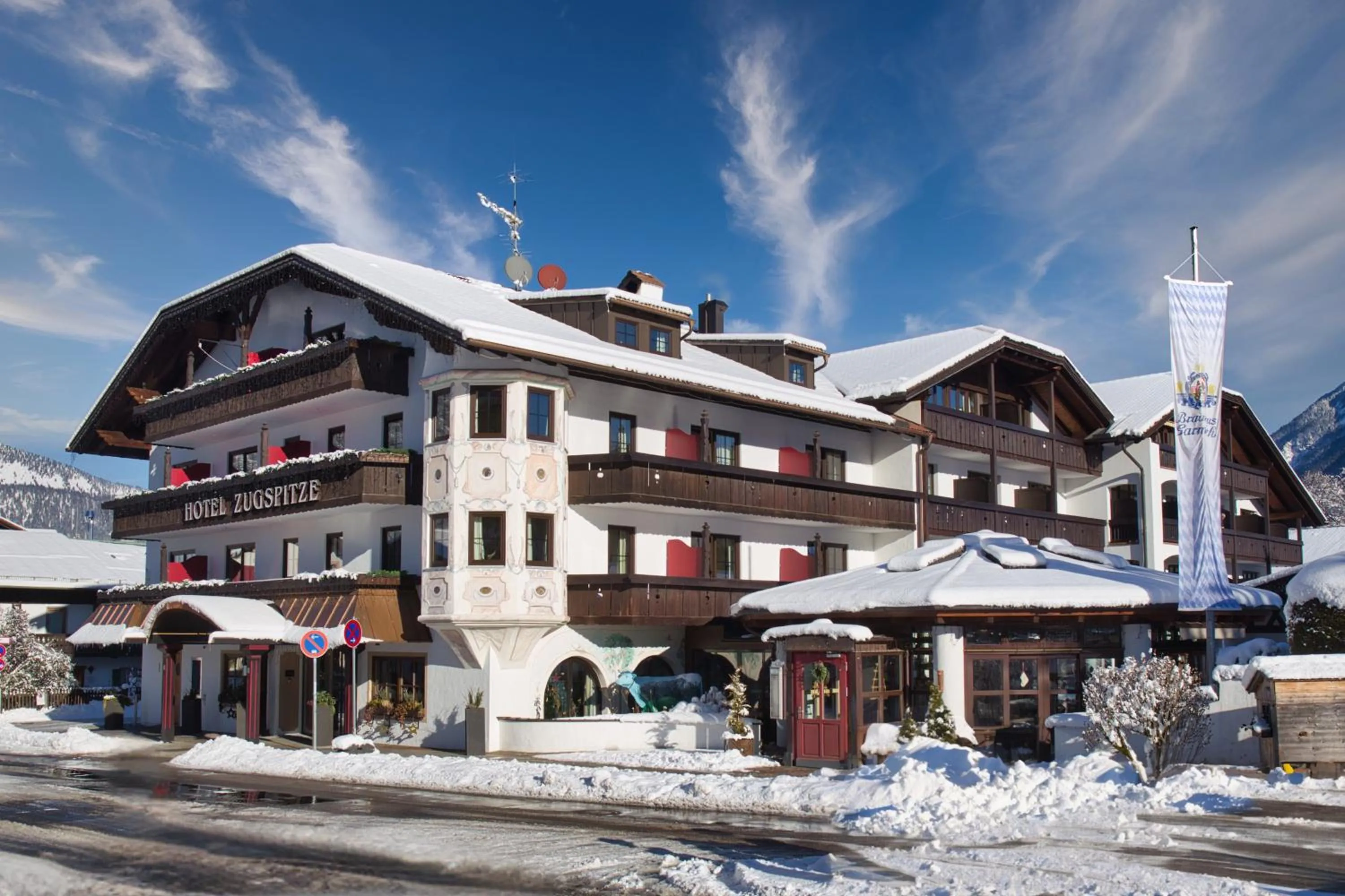 Property building in Hotel Zugspitze
