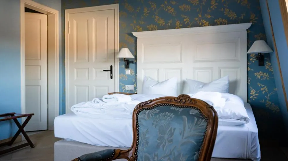 Bed in Gut Sarnow - Hotel und Restaurant
