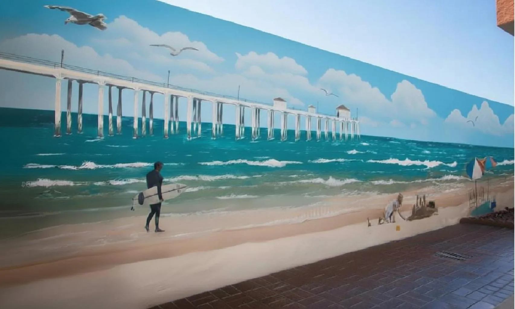 Inner courtyard view in Comfort Inn & Suites Huntington Beach