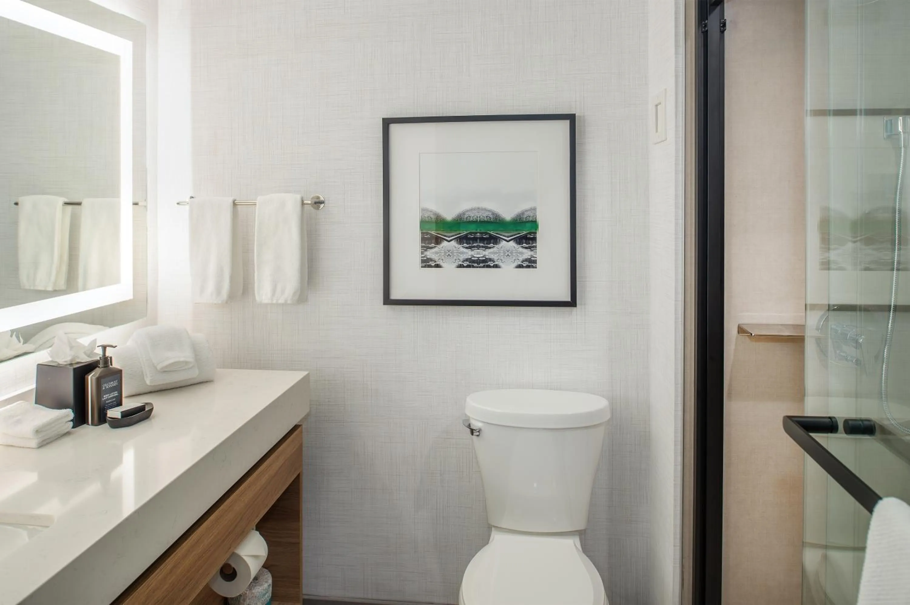 Guests in Sheraton Westport Plaza