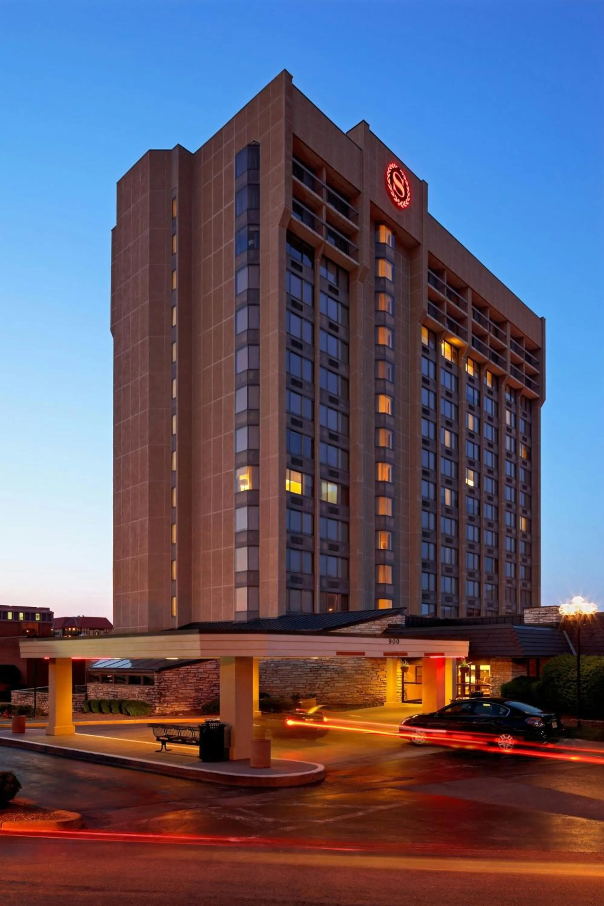 Property building in Sheraton Westport Plaza