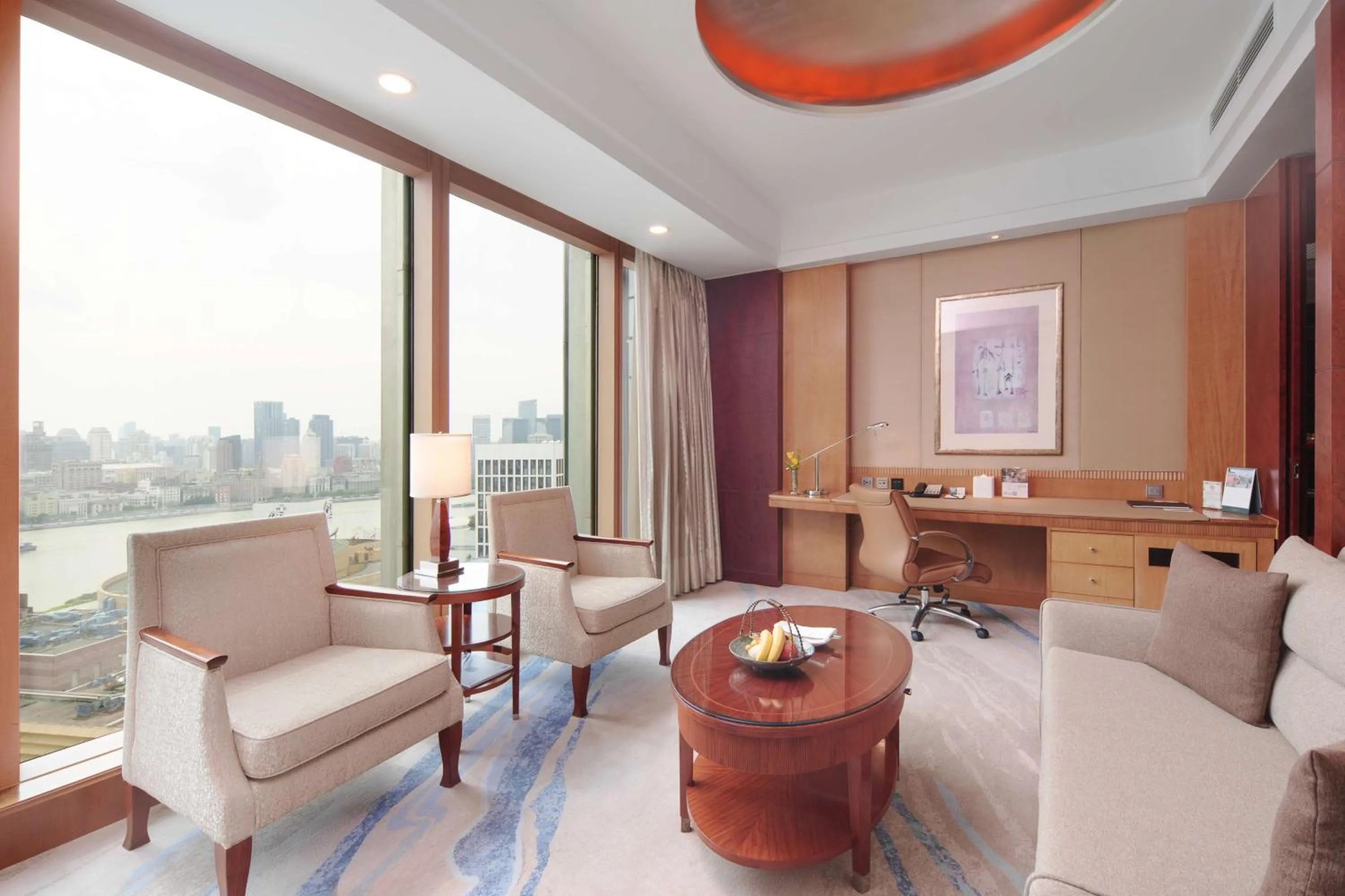 Bedroom in Pudong Shangri-La, Shanghai