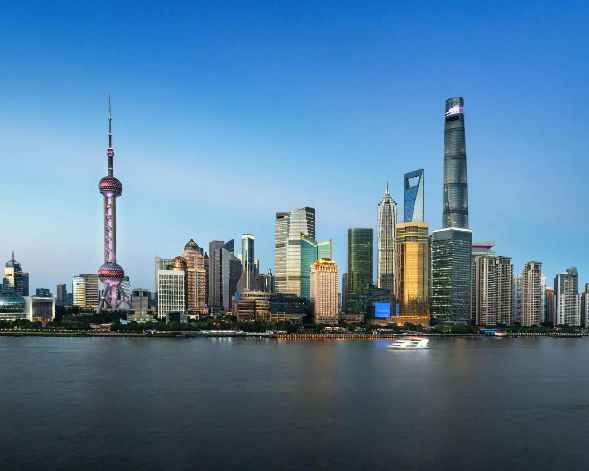 Property building in Pudong Shangri-La, Shanghai