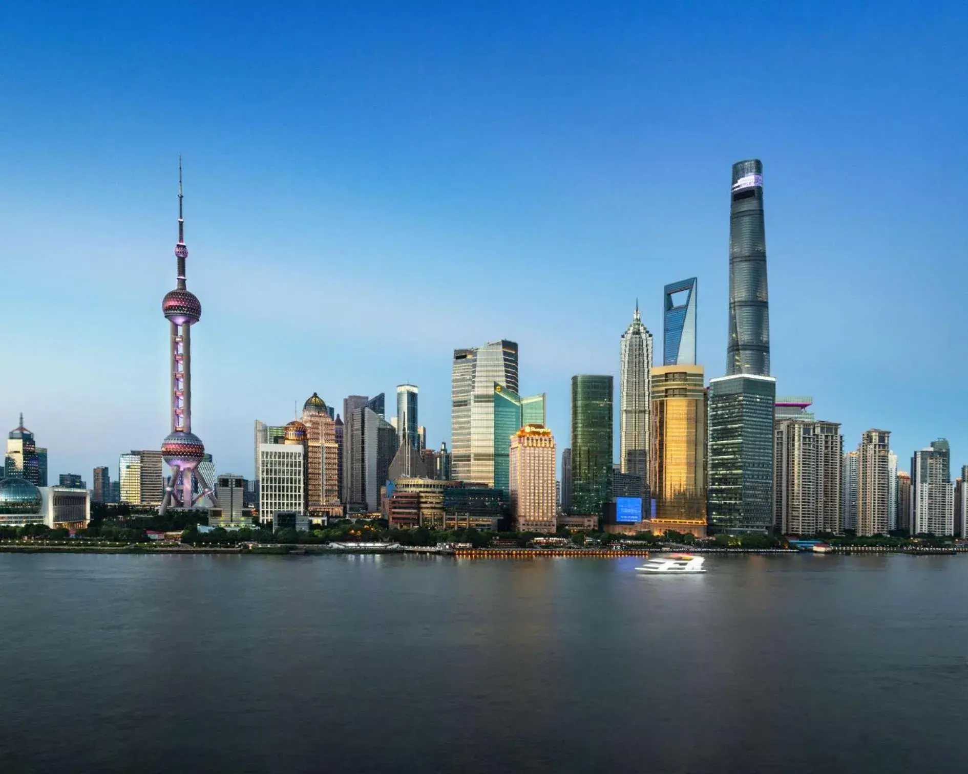 Property building in Pudong Shangri-La, Shanghai Property building in Pudong Shangri-La, Shanghai