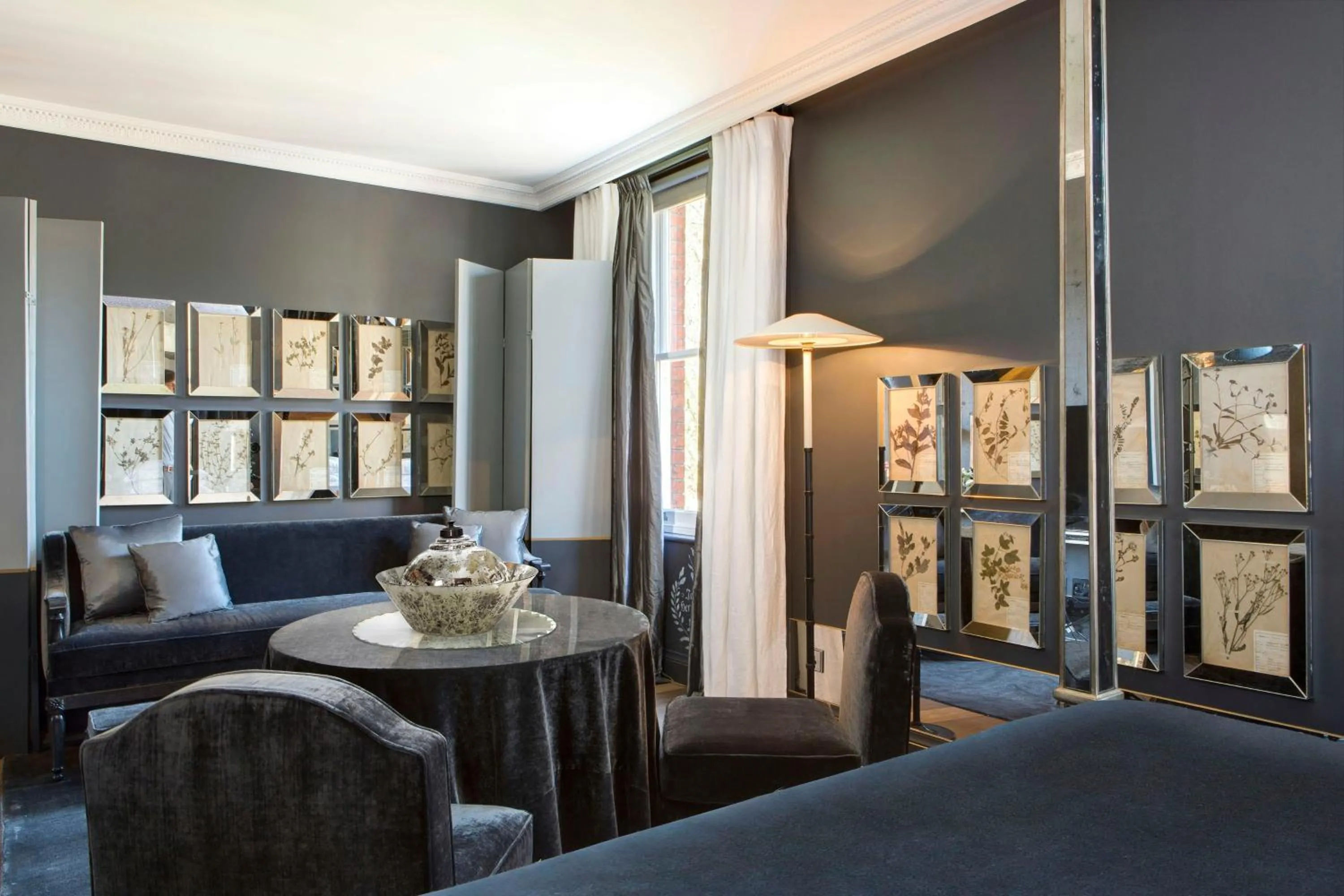 Photo of the whole room in The Franklin London - Starhotels Collezione