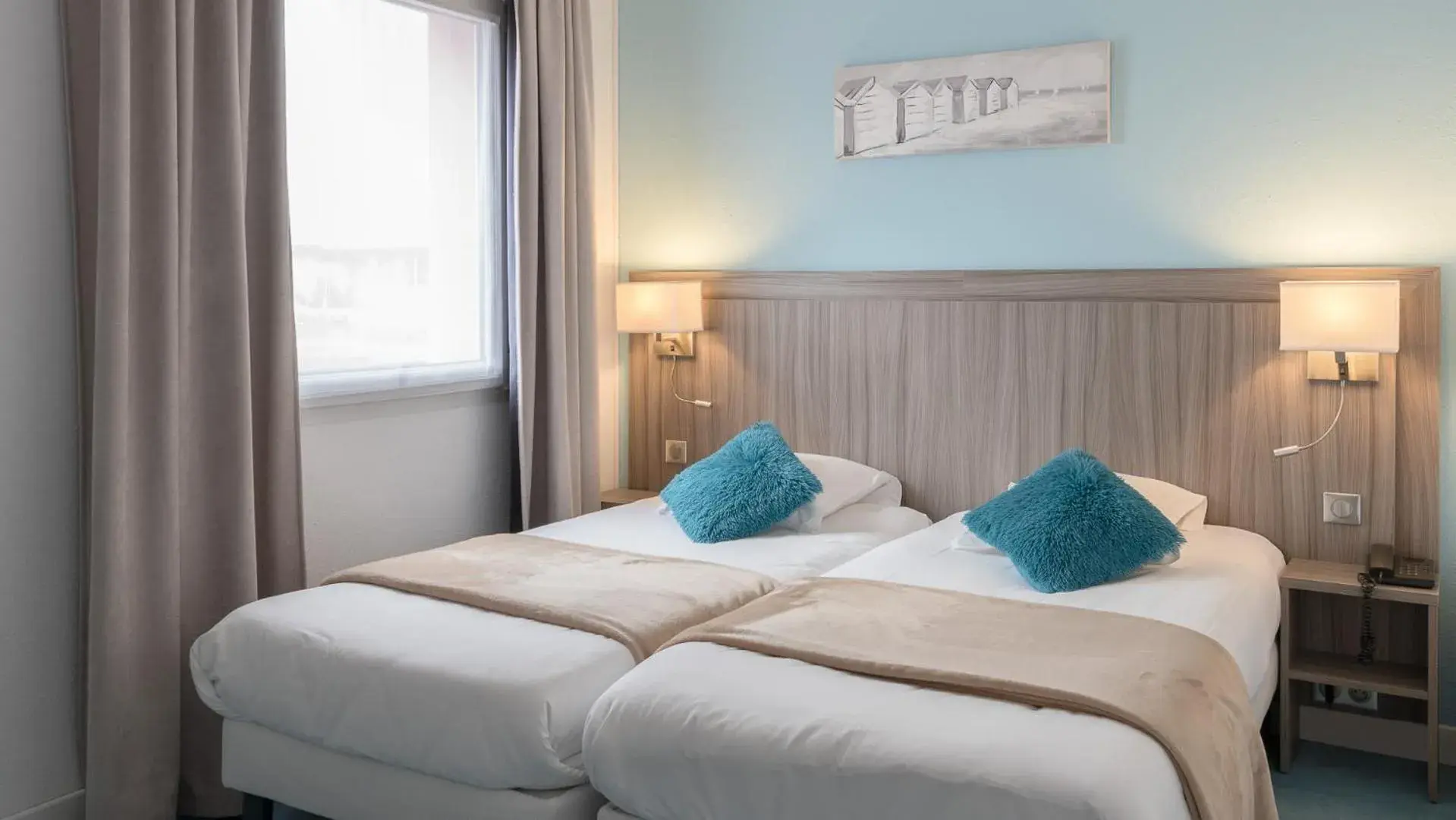 Hôtel Restaurant L'Evidence Hôtel Restaurant L'Evidence