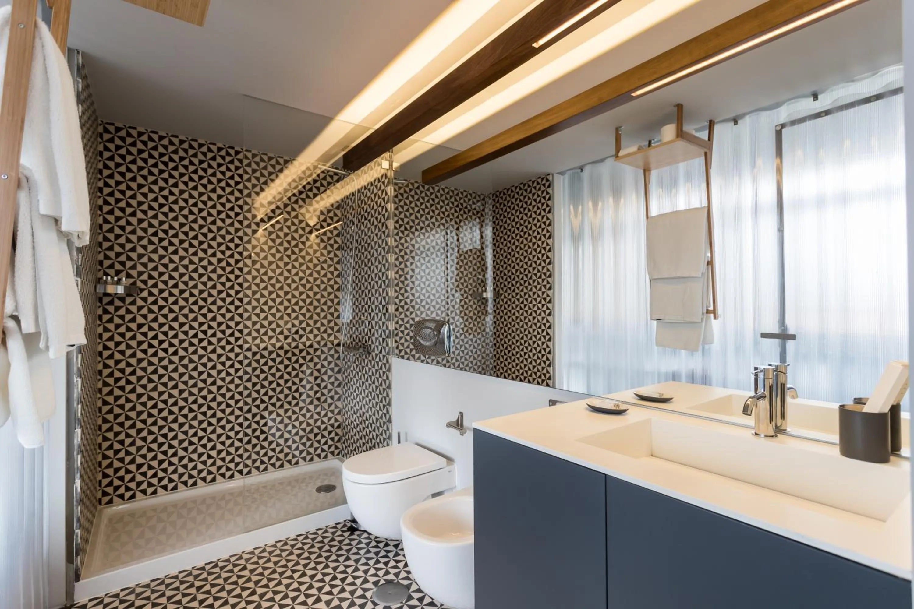 Bathroom in Chiado Arty Flats