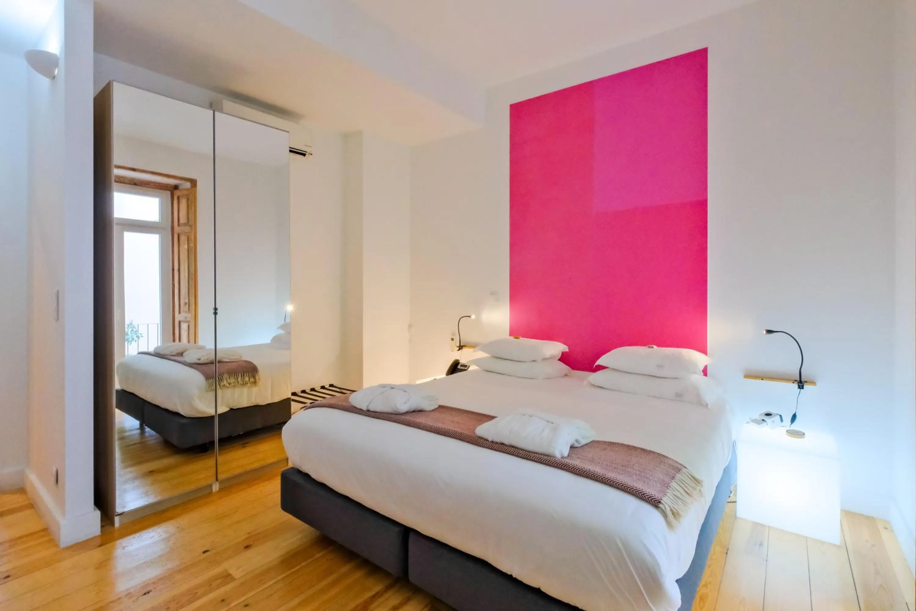 Bed in Chiado Arty Flats