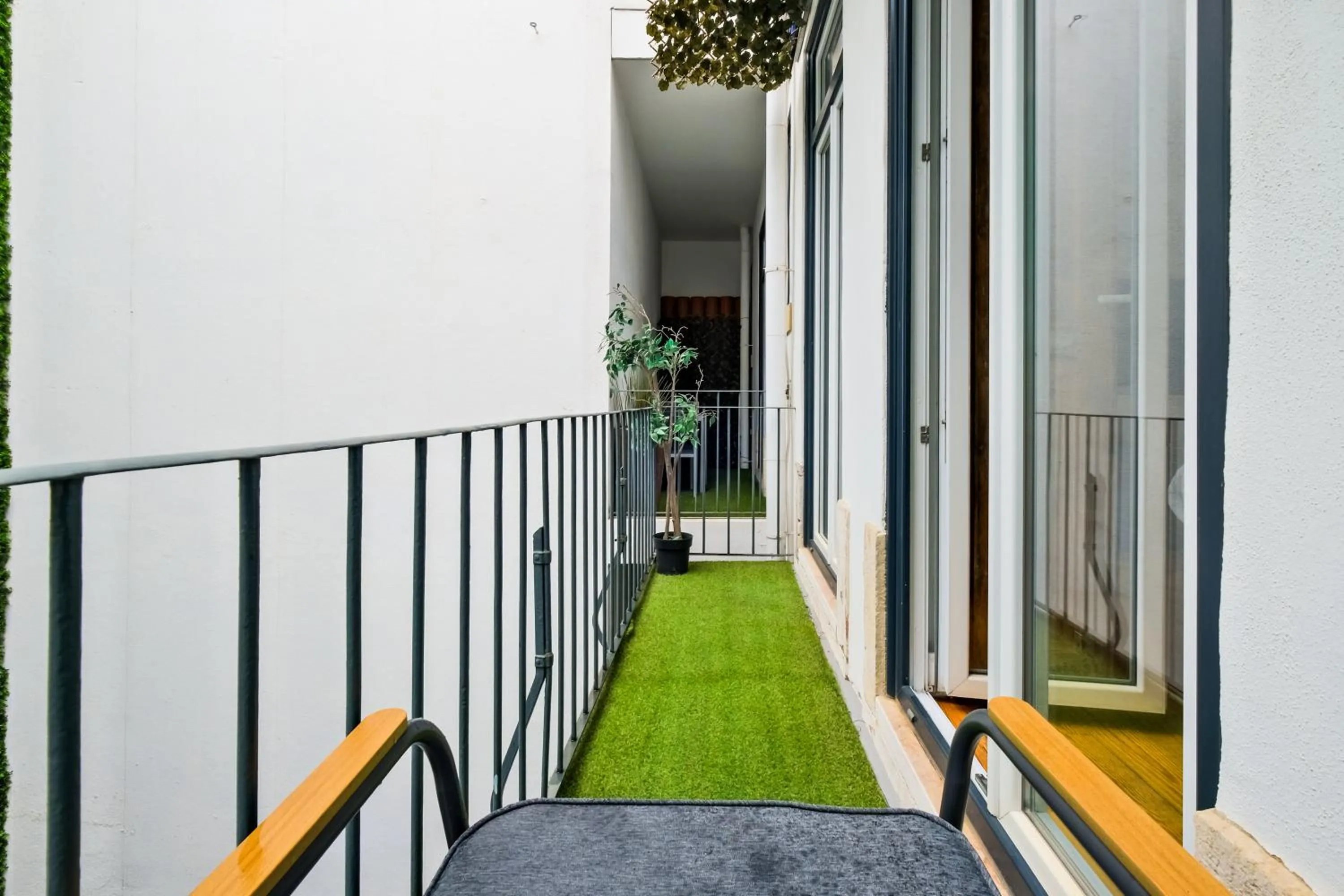 Balcony/Terrace in Chiado Arty Flats