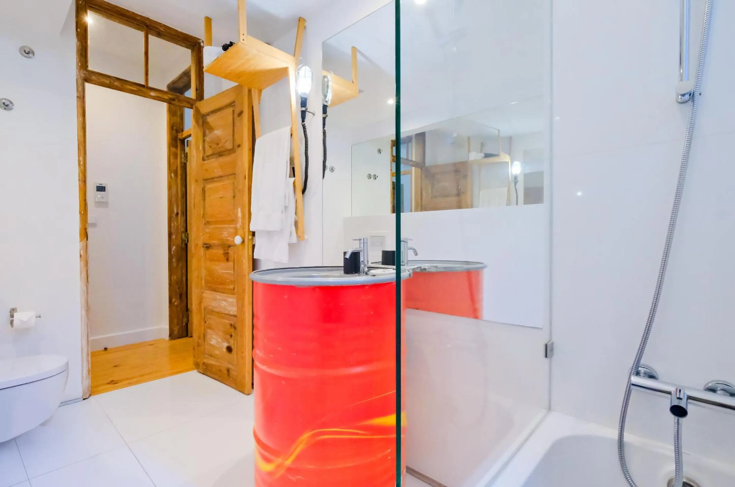 Bathroom in Chiado Arty Flats