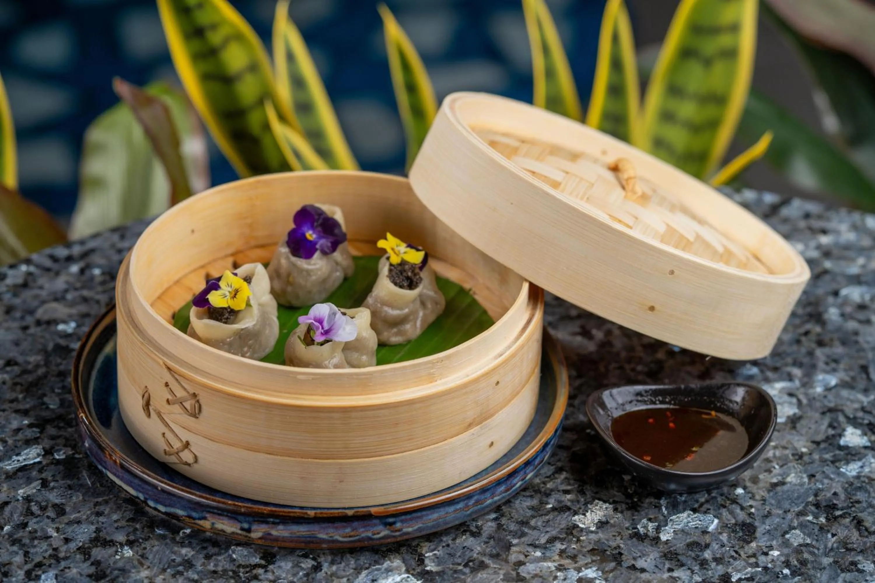 Lounge or bar in Assila, a Luxury Collection Hotel, Jeddah