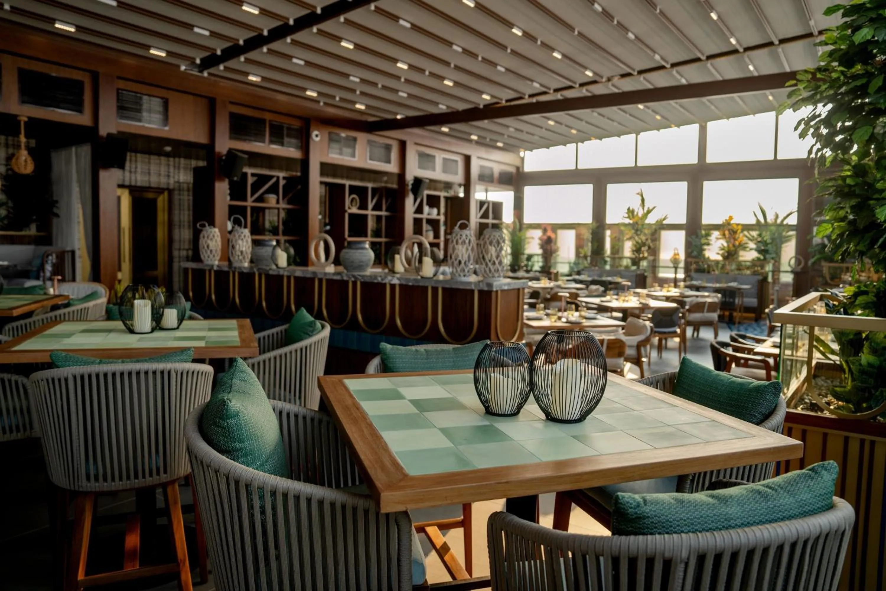 Lounge or bar in Assila, a Luxury Collection Hotel, Jeddah