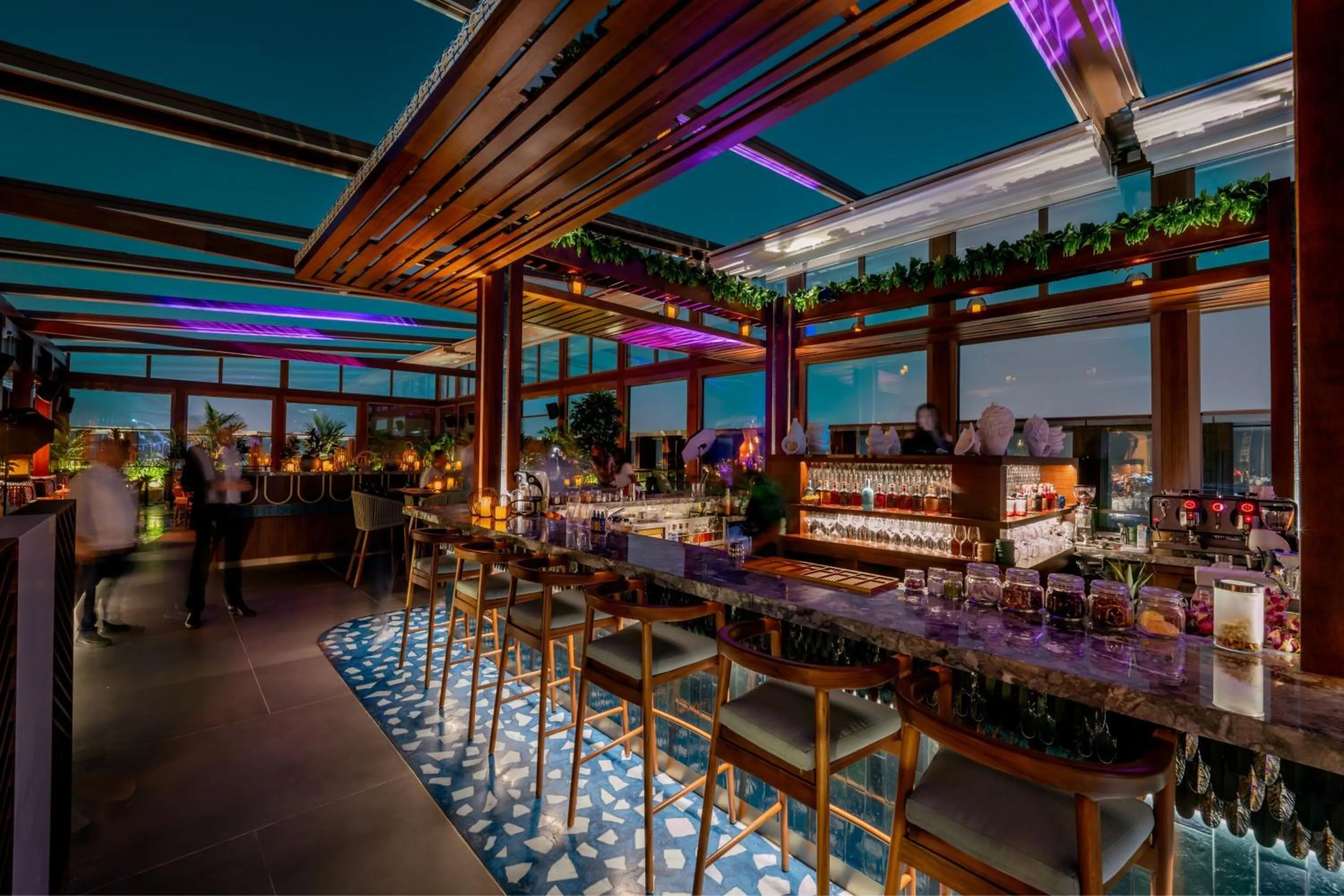 Lounge or bar in Assila, a Luxury Collection Hotel, Jeddah