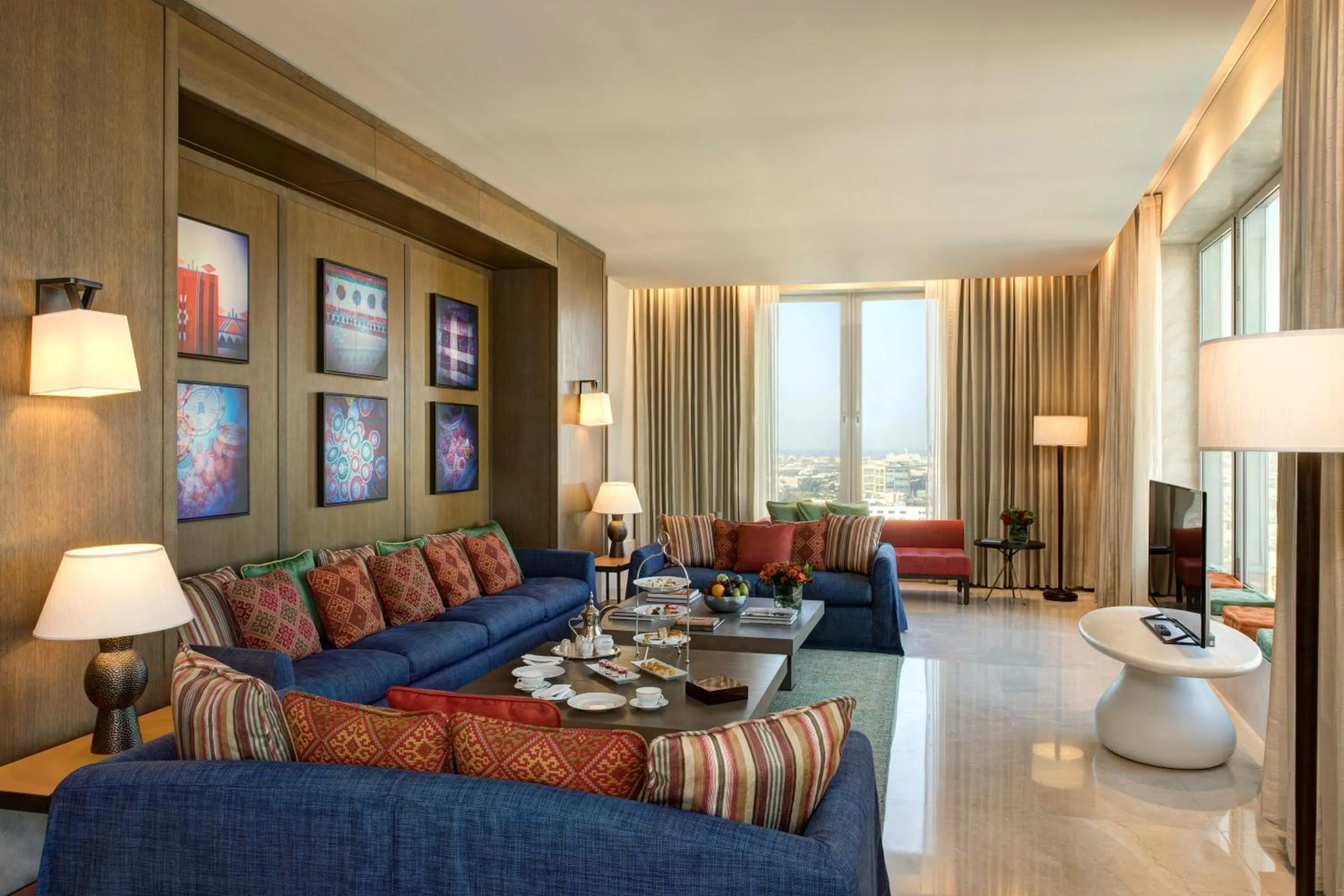 TV and multimedia in Assila, a Luxury Collection Hotel, Jeddah