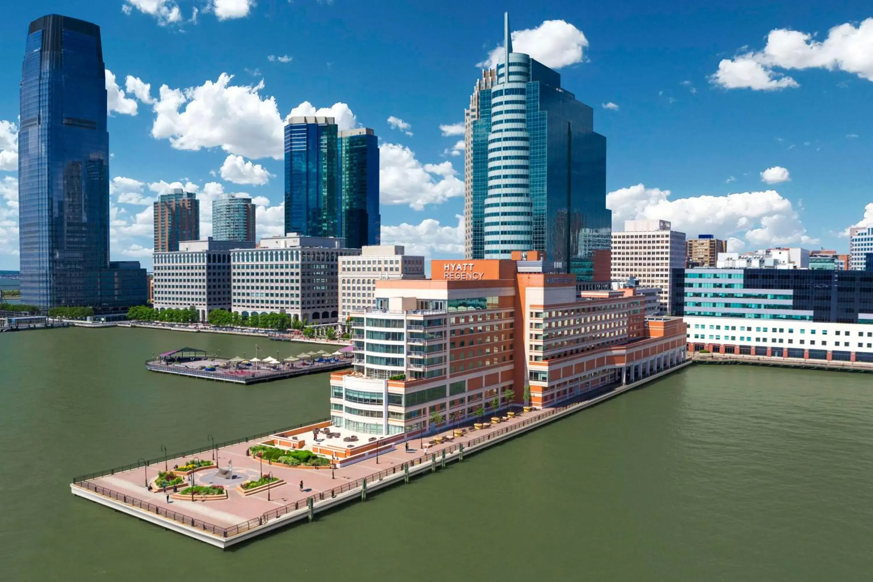 Property building in Hyatt Regency Jersey City on the Hudson Property building in Hyatt Regency Jersey City on the Hudson