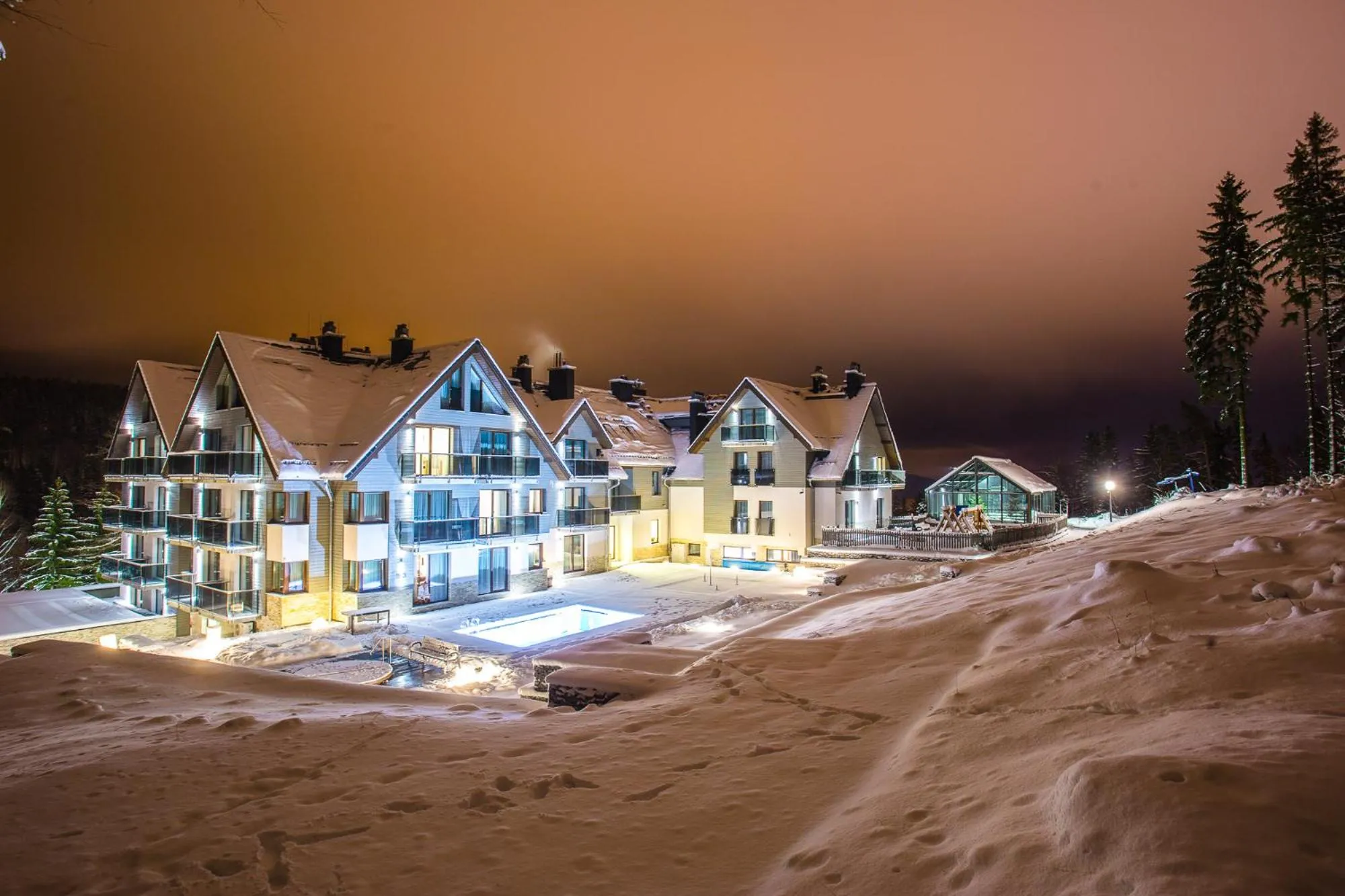 Property building in Czarny Kamień Resort & SPA