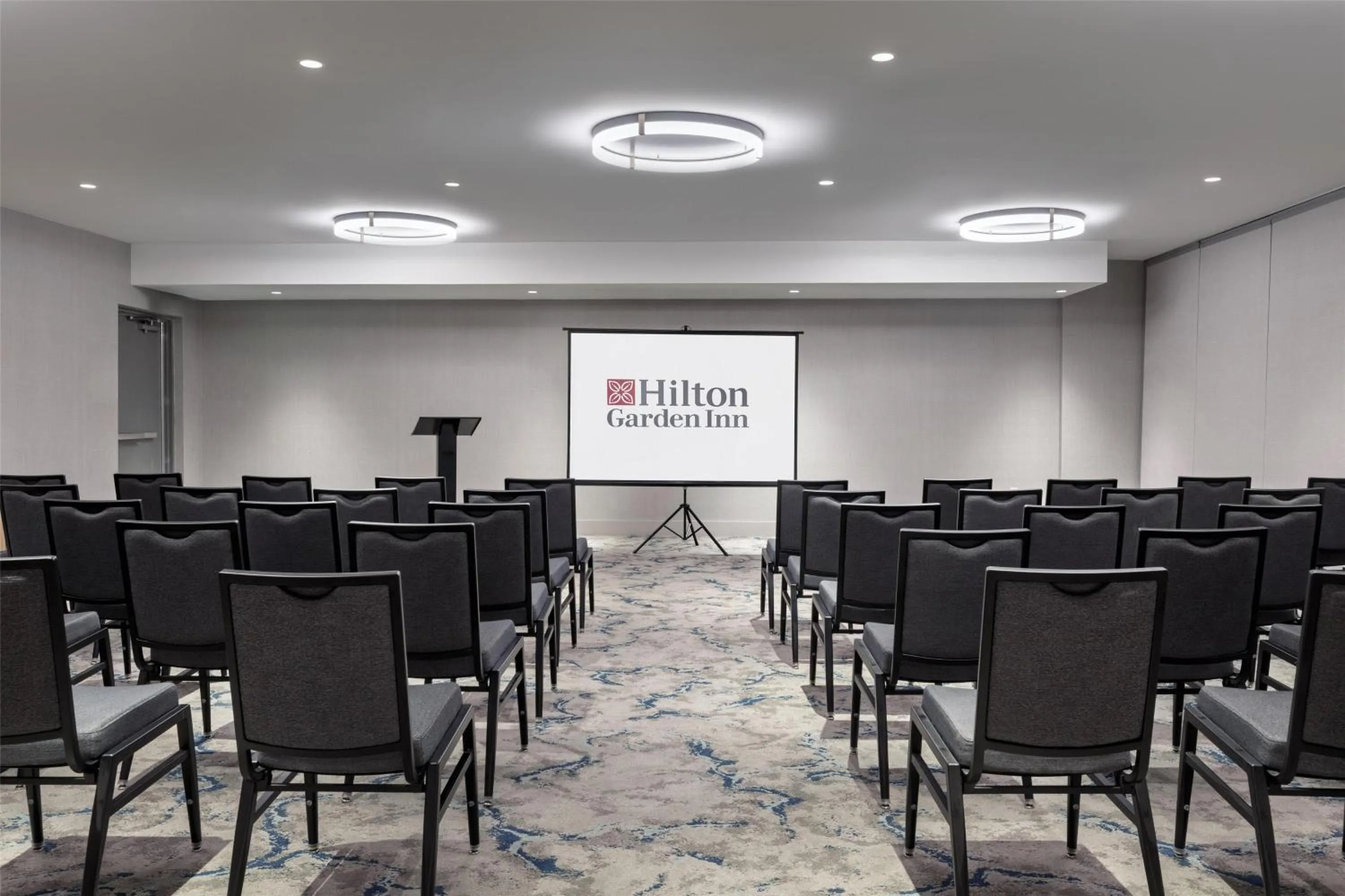 Meeting/conference room in Hilton Garden Inn LAX Los Angeles Airport
