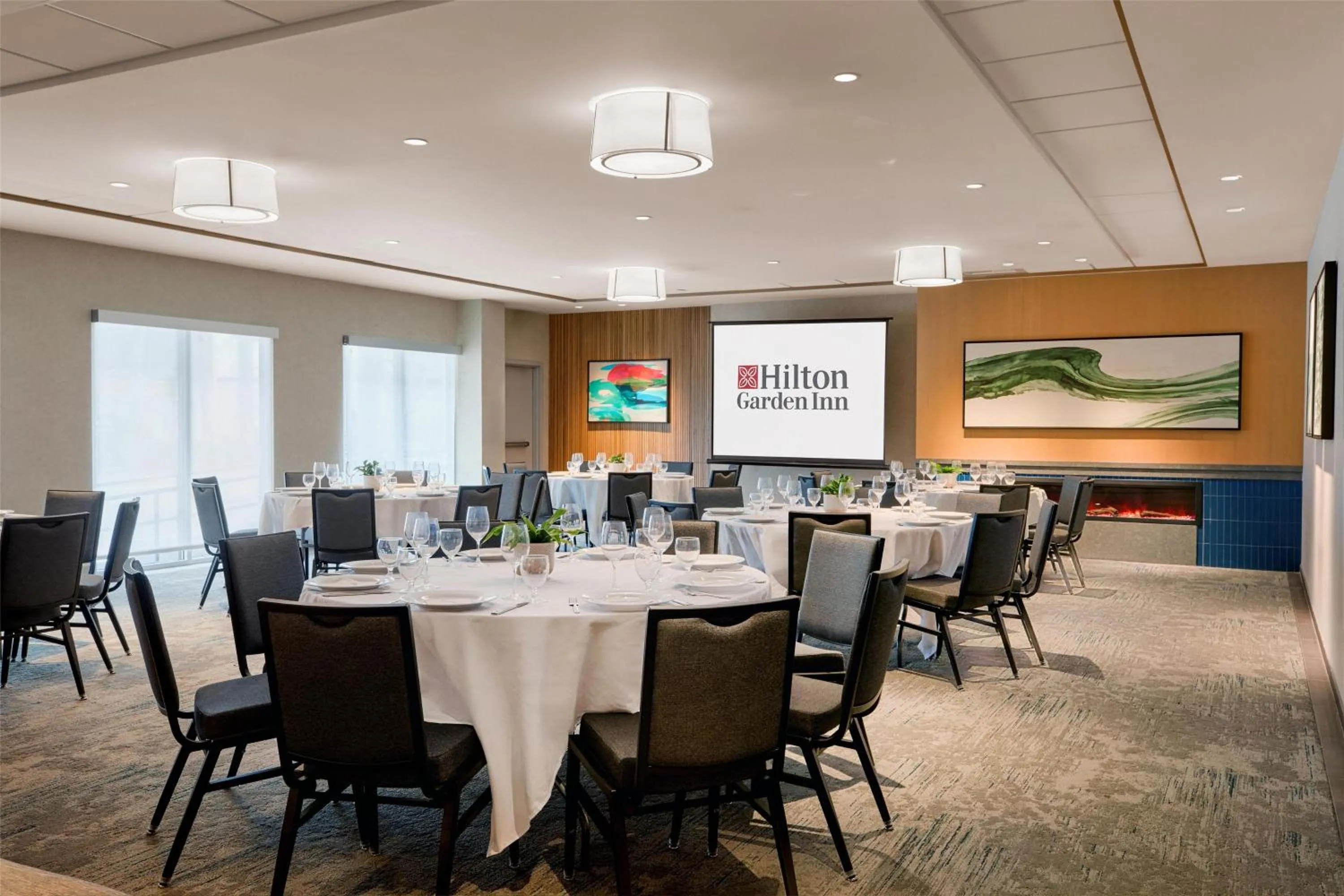 Meeting/conference room in Hilton Garden Inn LAX Los Angeles Airport