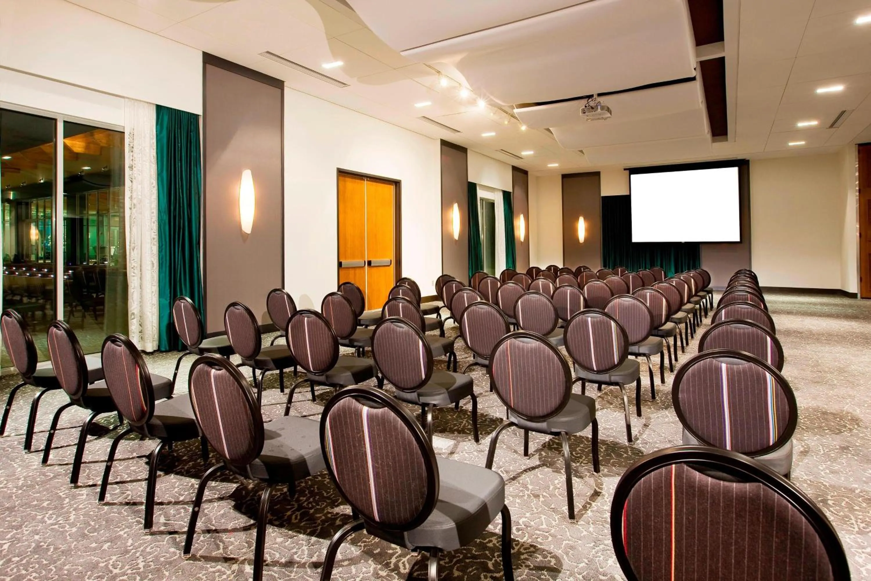 Meeting/conference room in Aloft Mount Laurel